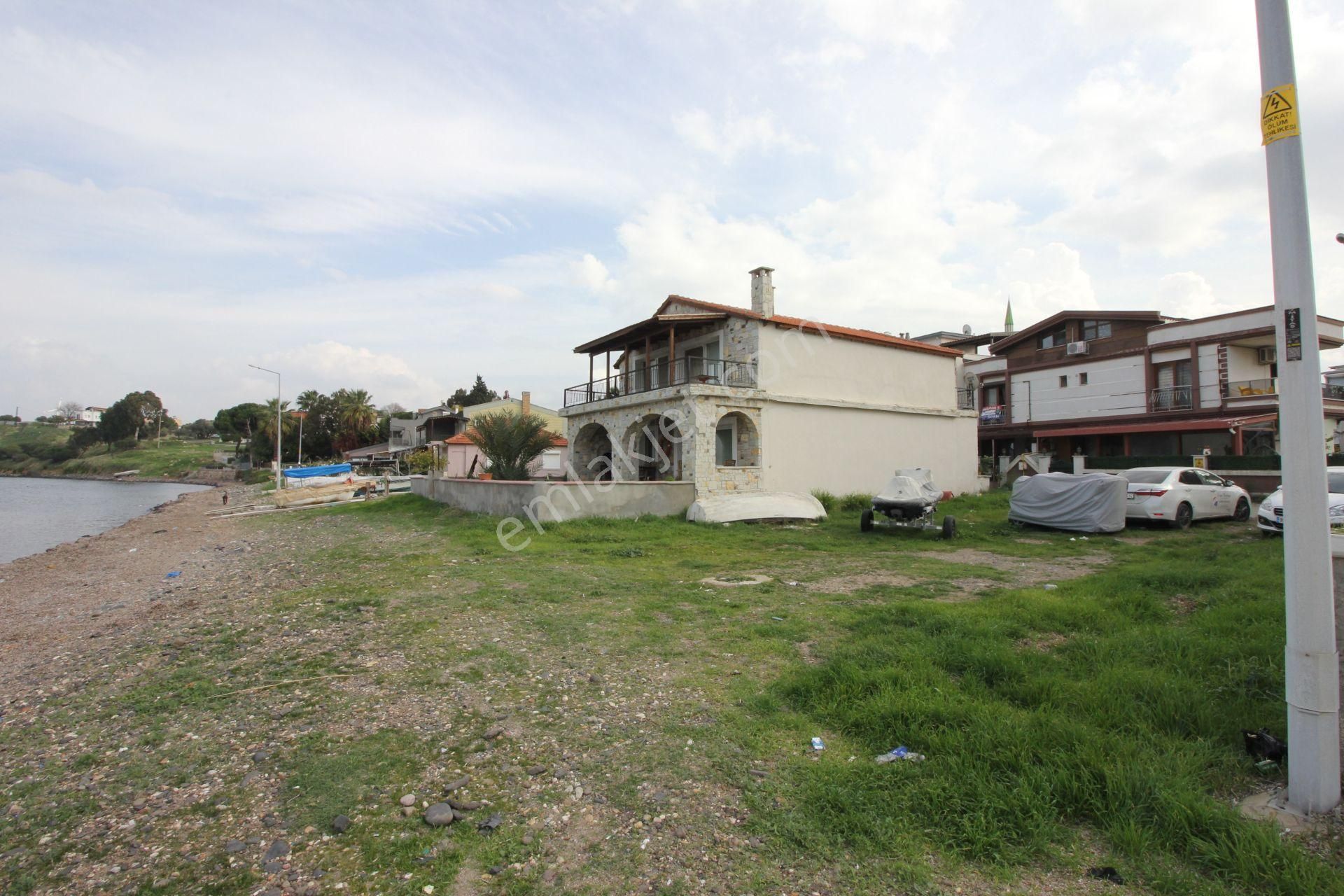 Alıağa Çakmaklı 'da Her Katında Denız Manzaralı Trıplex Doğalgazlı Satılık Yazlık - Görsel 6