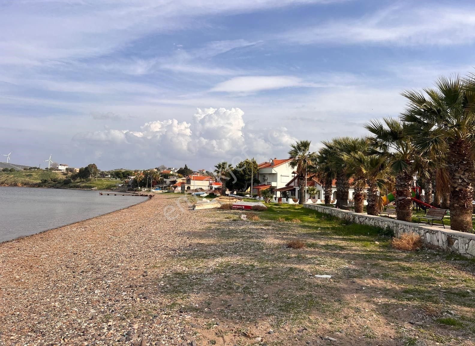 Alıağa Çakmaklı 'da Her Katında Denız Manzaralı Trıplex Doğalgazlı Satılık Yazlık - Görsel 2