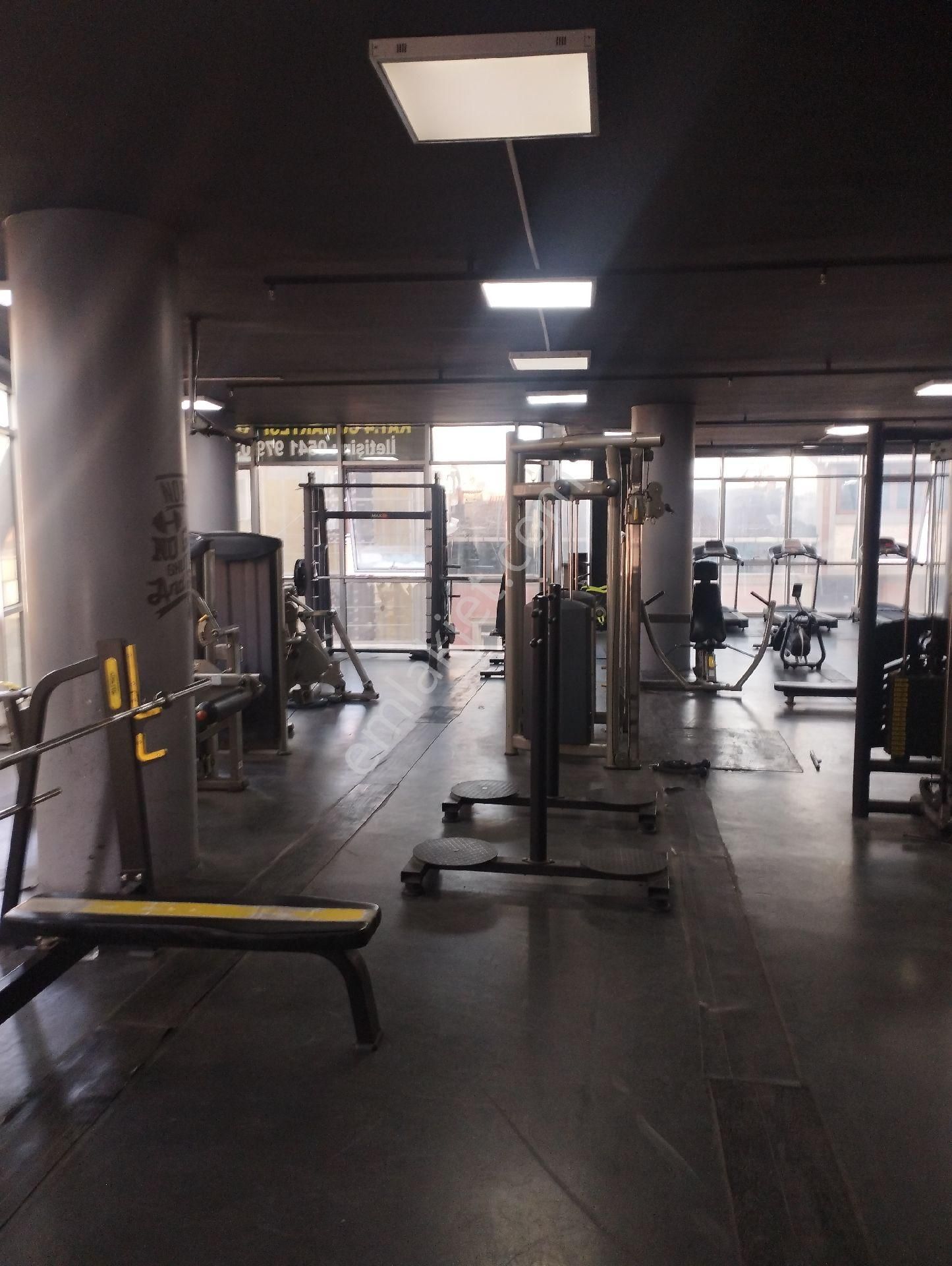 Sahibinden 350 M2 Kiralık Dükkan - Görsel 8