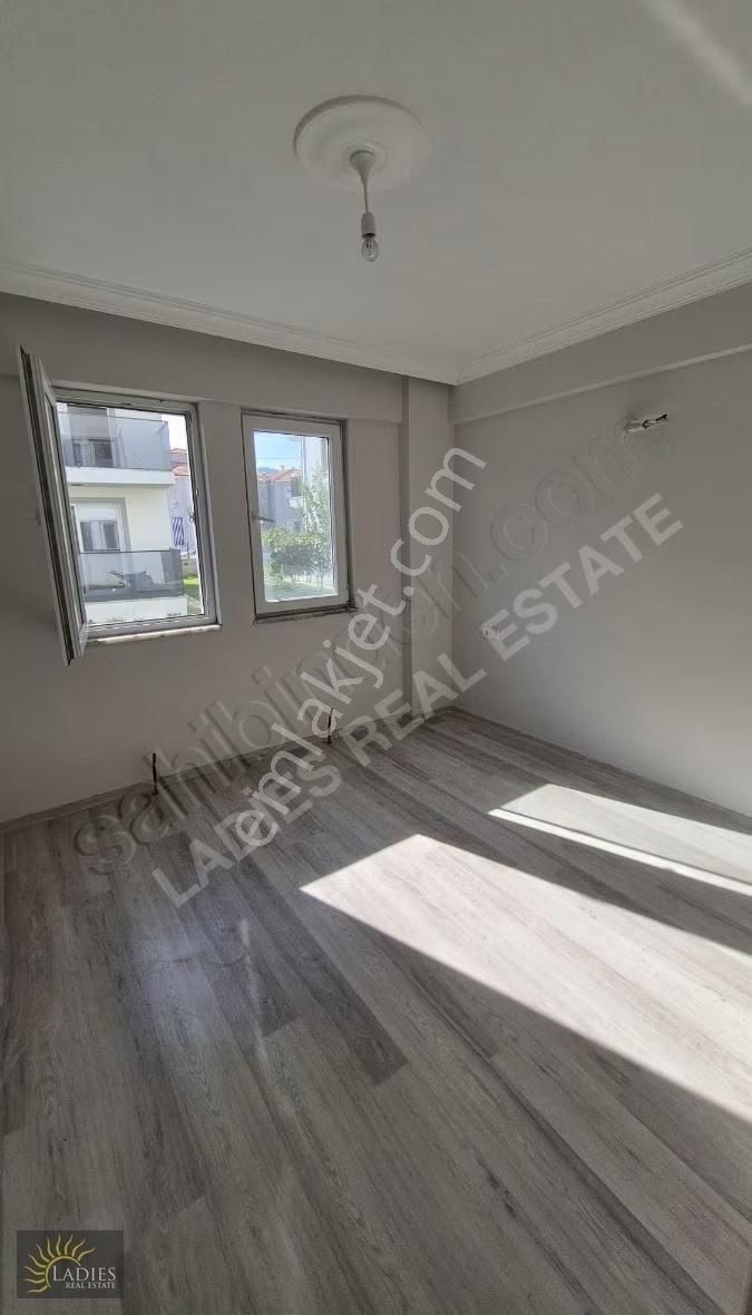 Ladıes Emlak'tan Ortaca Karaburun Da Satılık 2+1 Havuzlu Daire - Görsel 6