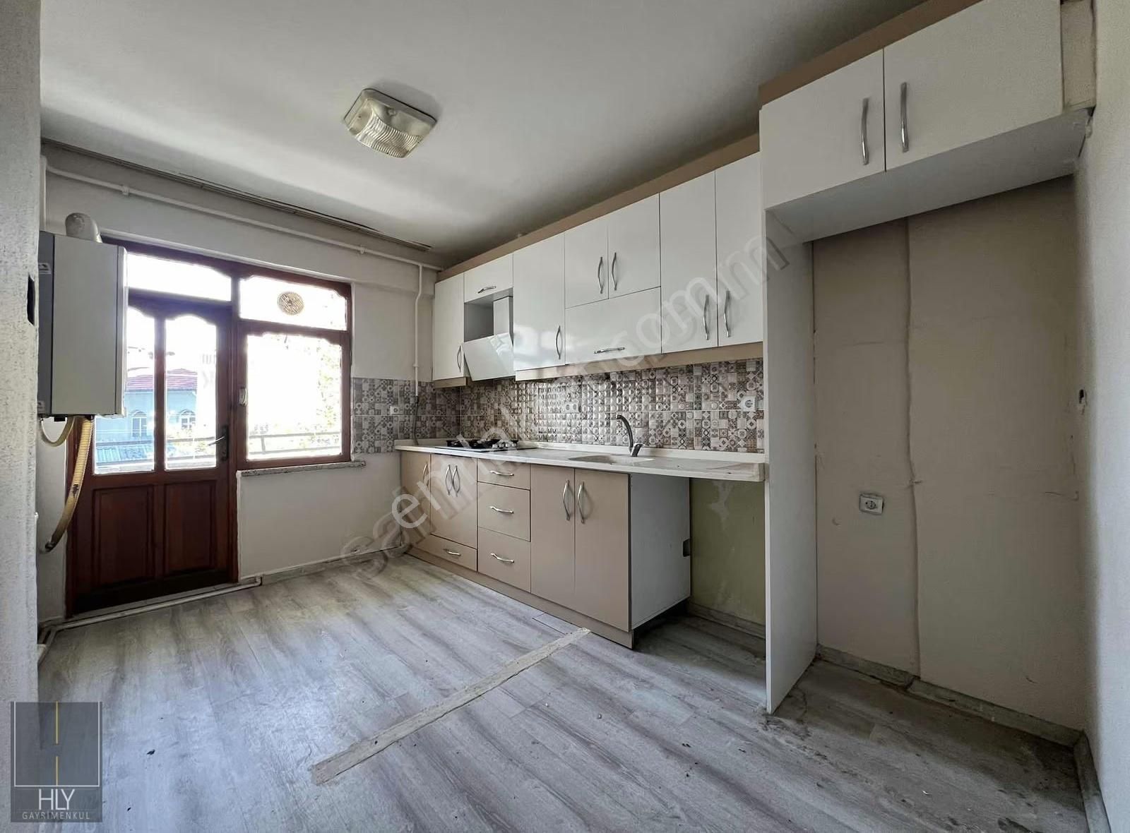 Hly Gayrimenkulden Sütlüce Mahallesinde Kiralık 2+1 Daire - Görsel 7