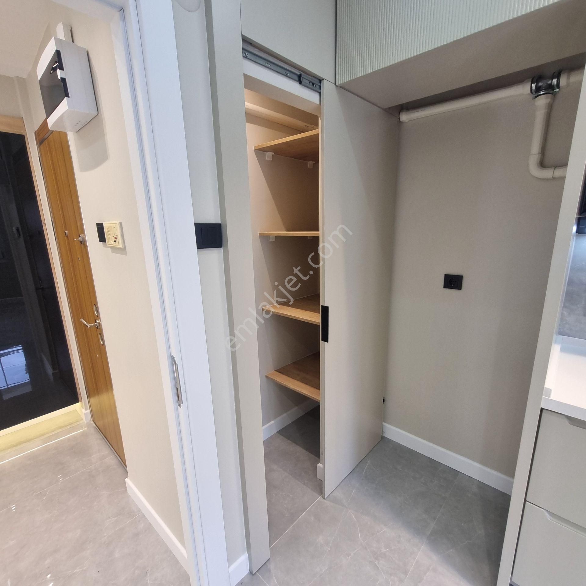 Bostanlı Mah. Ebeveyn Banyolu, Lüks Tadilatlı, Satılık 3+1 Daire - Görsel 34