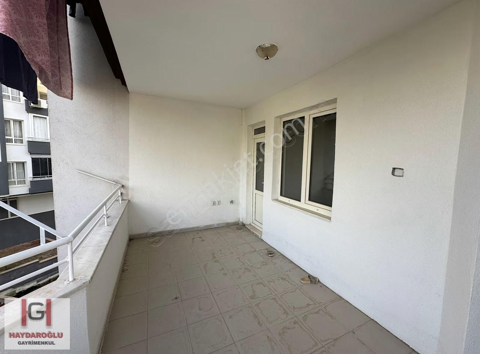 Batıkent Mah'de Site İçi Bakımlı Ara Kat Satılık 3+1 Daire - Görsel 3