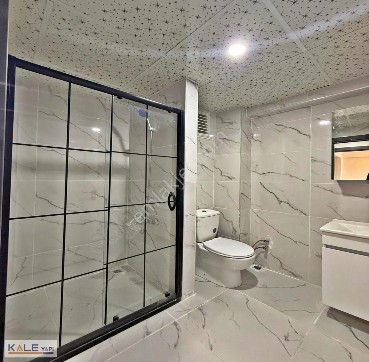 Metrobüse Yakın Sıfır Lüks Arakat Daire - Görsel 13