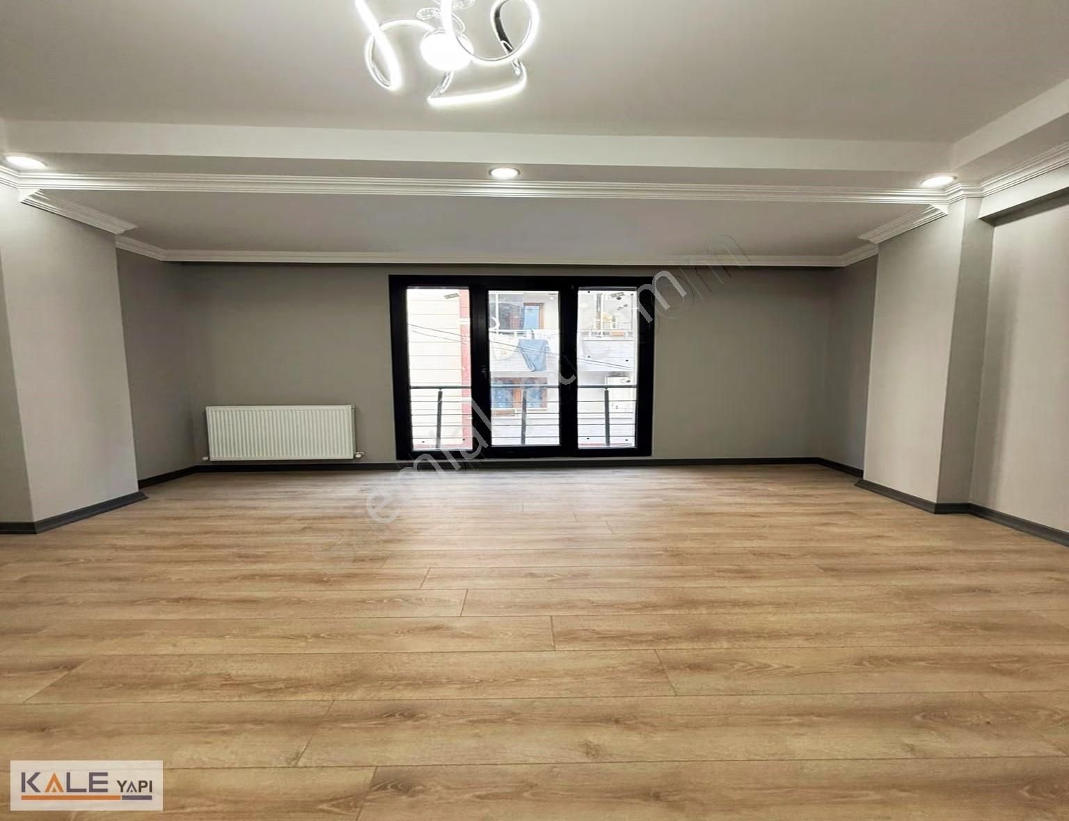 Bahçeşehir Lokasyonunda Tek Daire Üzeri Krediye Uygun Sıfır 2+1 - Görsel 16