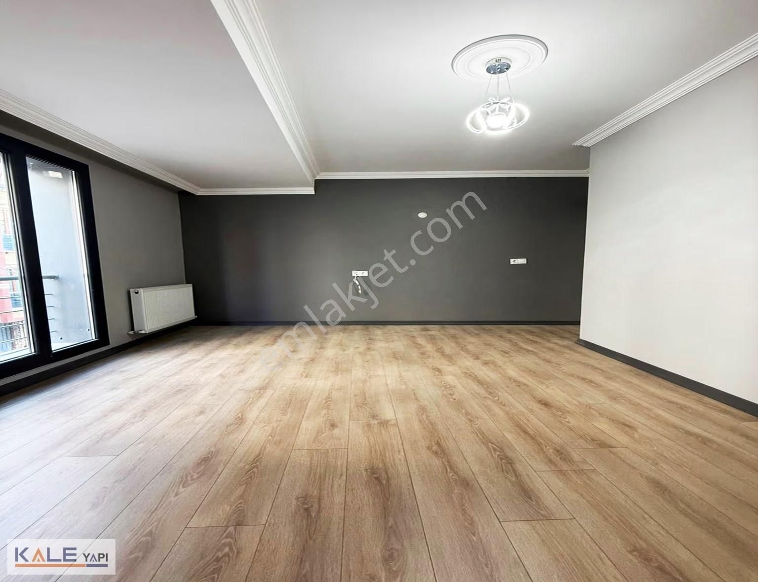 Bahçeşehir Lokasyonunda Tek Daire Üzeri Krediye Uygun Sıfır 2+1 - Görsel 22