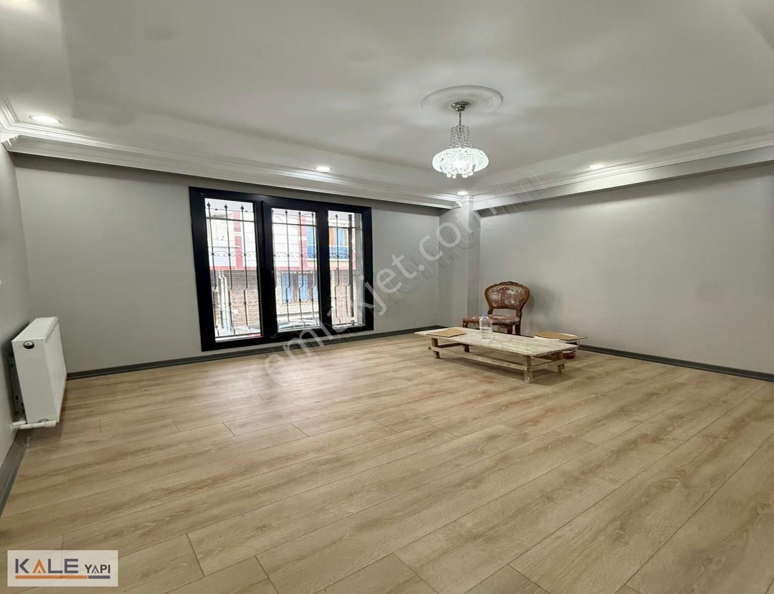 Bahçeşehir Lokasyonunda Tek Daire Üzeri Yüksek Giriş 2+1 - Görsel 32