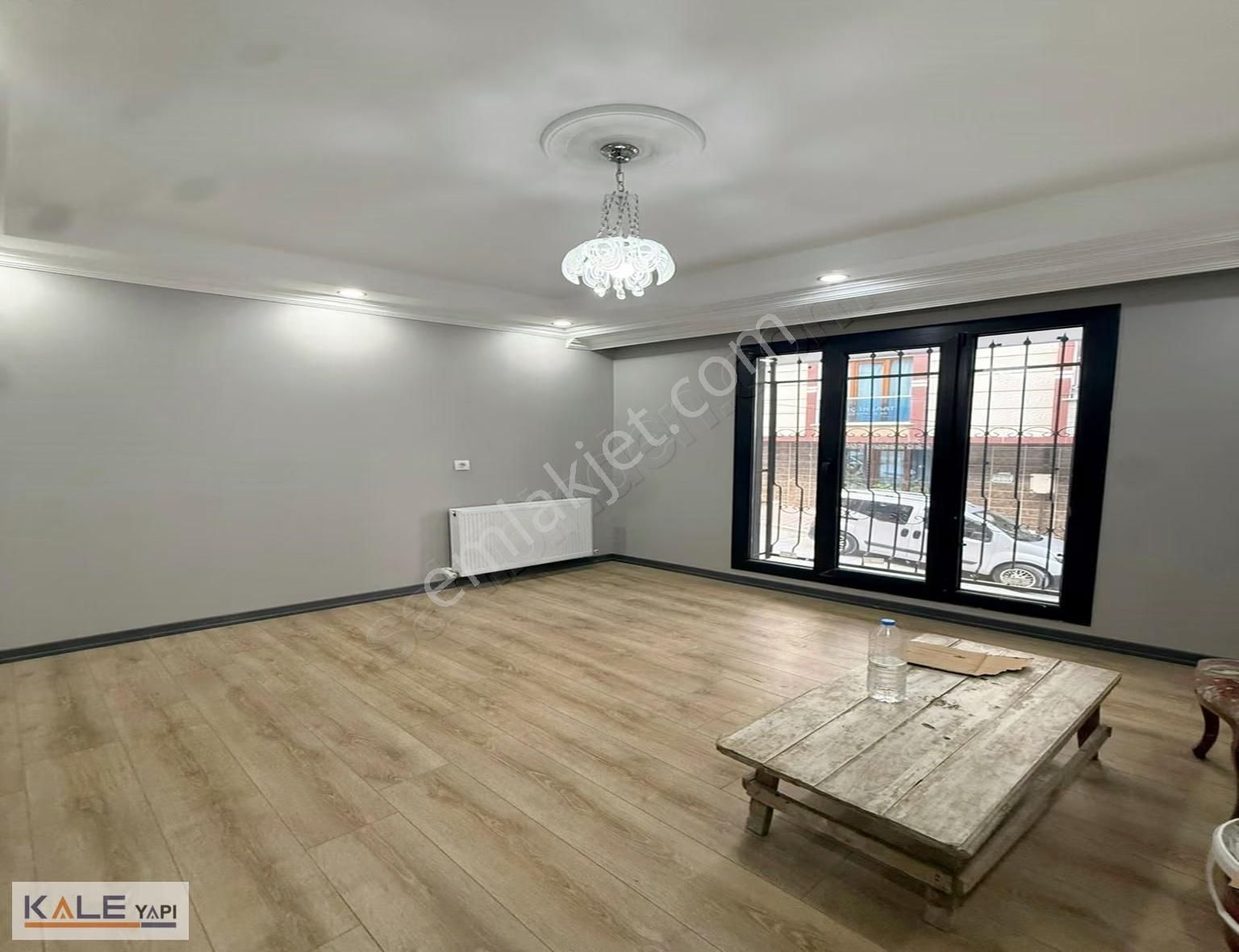 Bahçeşehir Lokasyonunda Tek Daire Üzeri Yüksek Giriş 2+1 - Görsel 13