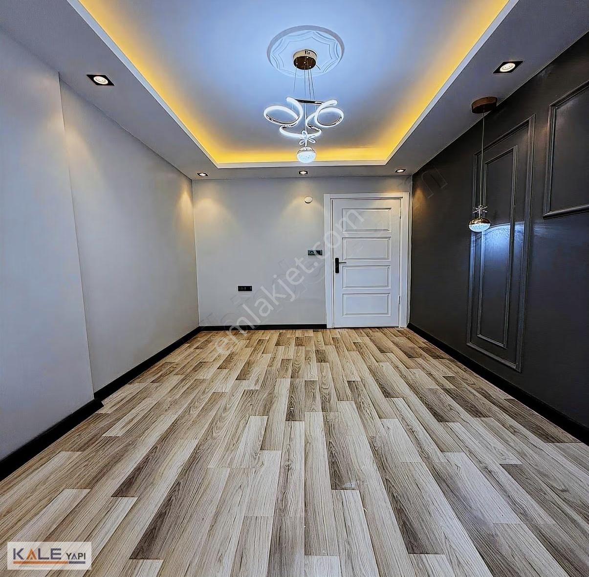 Bahçeşehire Komşu Tek Daire Üzeri Satılık 2+1 - Görsel 16