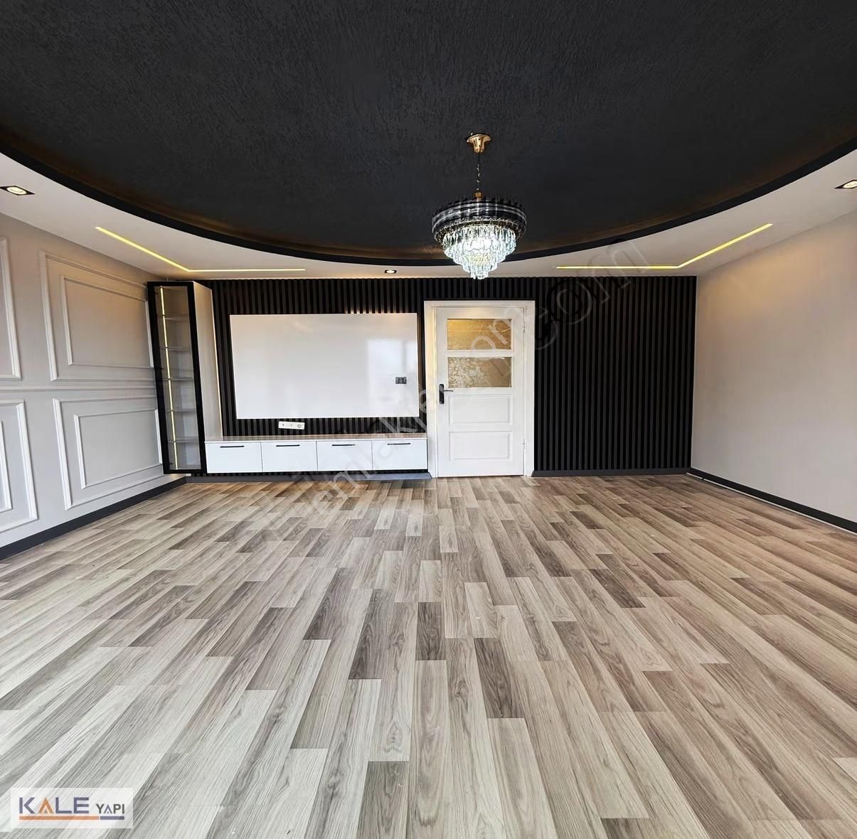 Bahçeşehire Komşu Tek Daire Üzeri Satılık 2+1 - Görsel 18