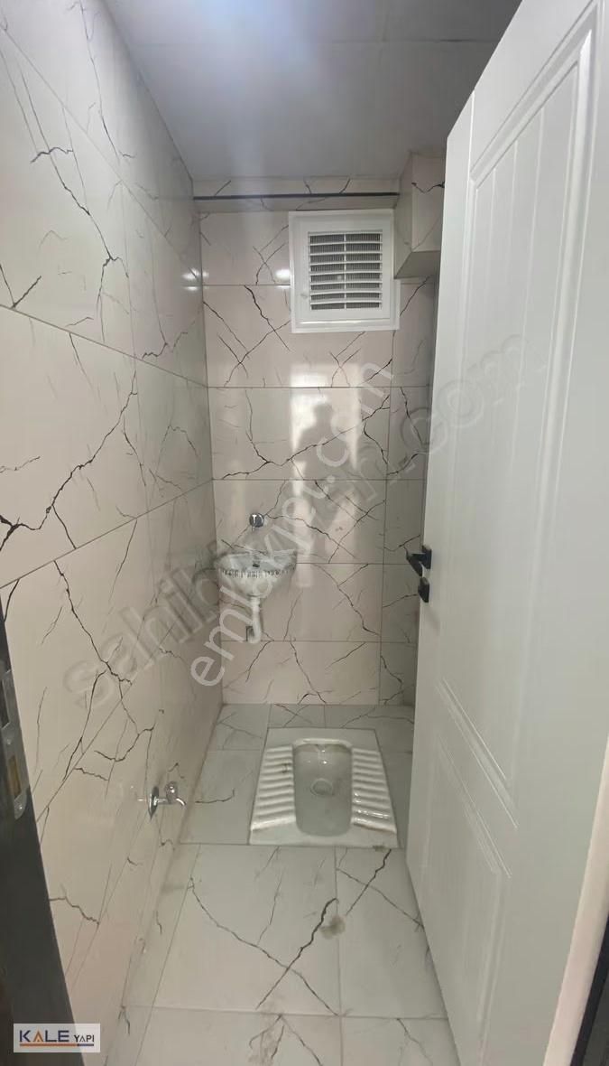 Avcılarda Göl Manzaralı Lüks Daireler - Görsel 4