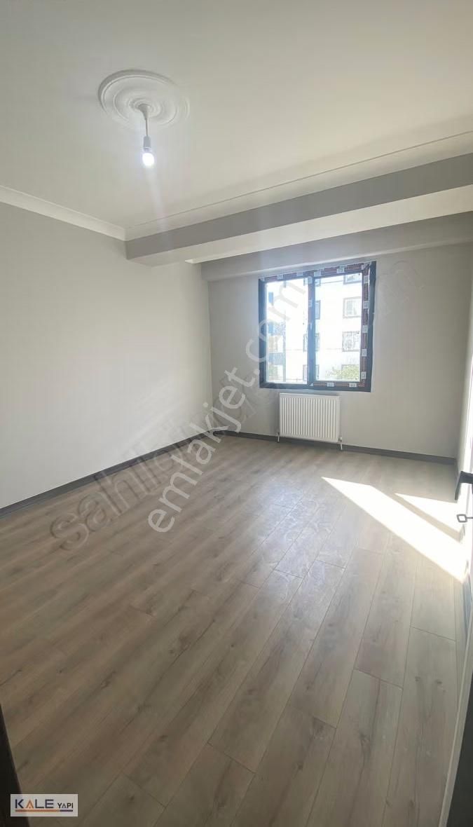 Avcılarda Göl Manzaralı Lüks Daireler - Görsel 3