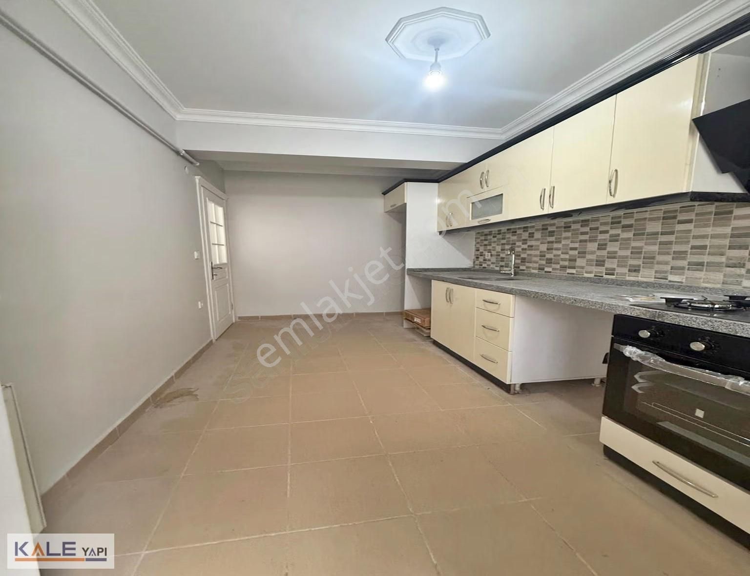 Avcılar Cihangirde Acil Satılık 2+1 Arakat - Görsel 12