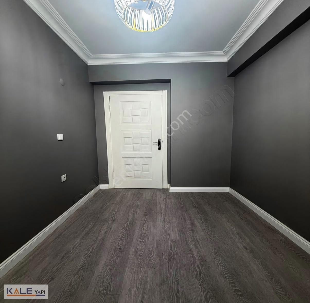 Bahçeşehir Lokasyonunda Yatırıma Uygun Satılık 3+1 - Görsel 8