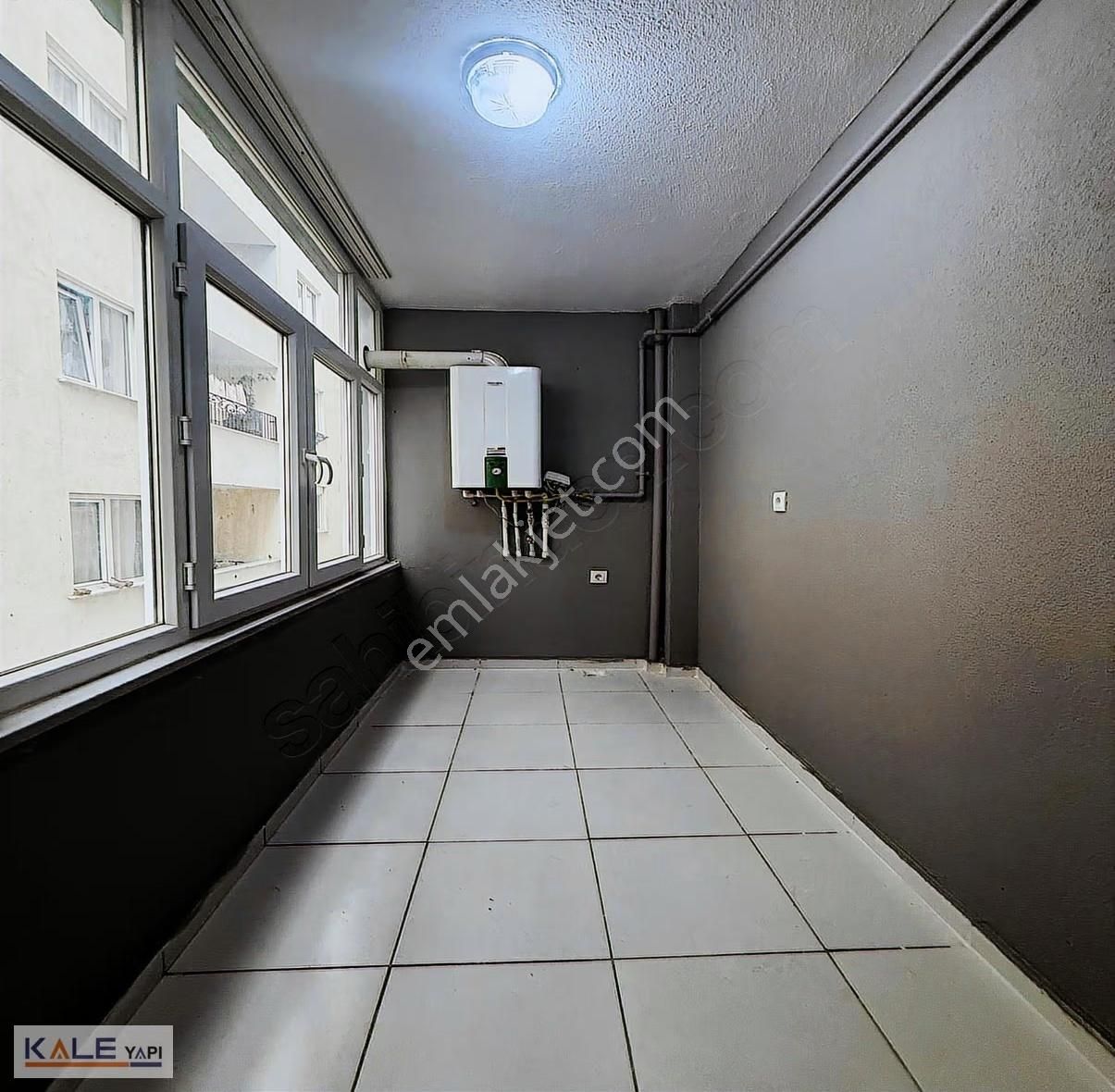 Bahçeşehir Lokasyonunda Yatırıma Uygun Satılık 3+1 - Görsel 28