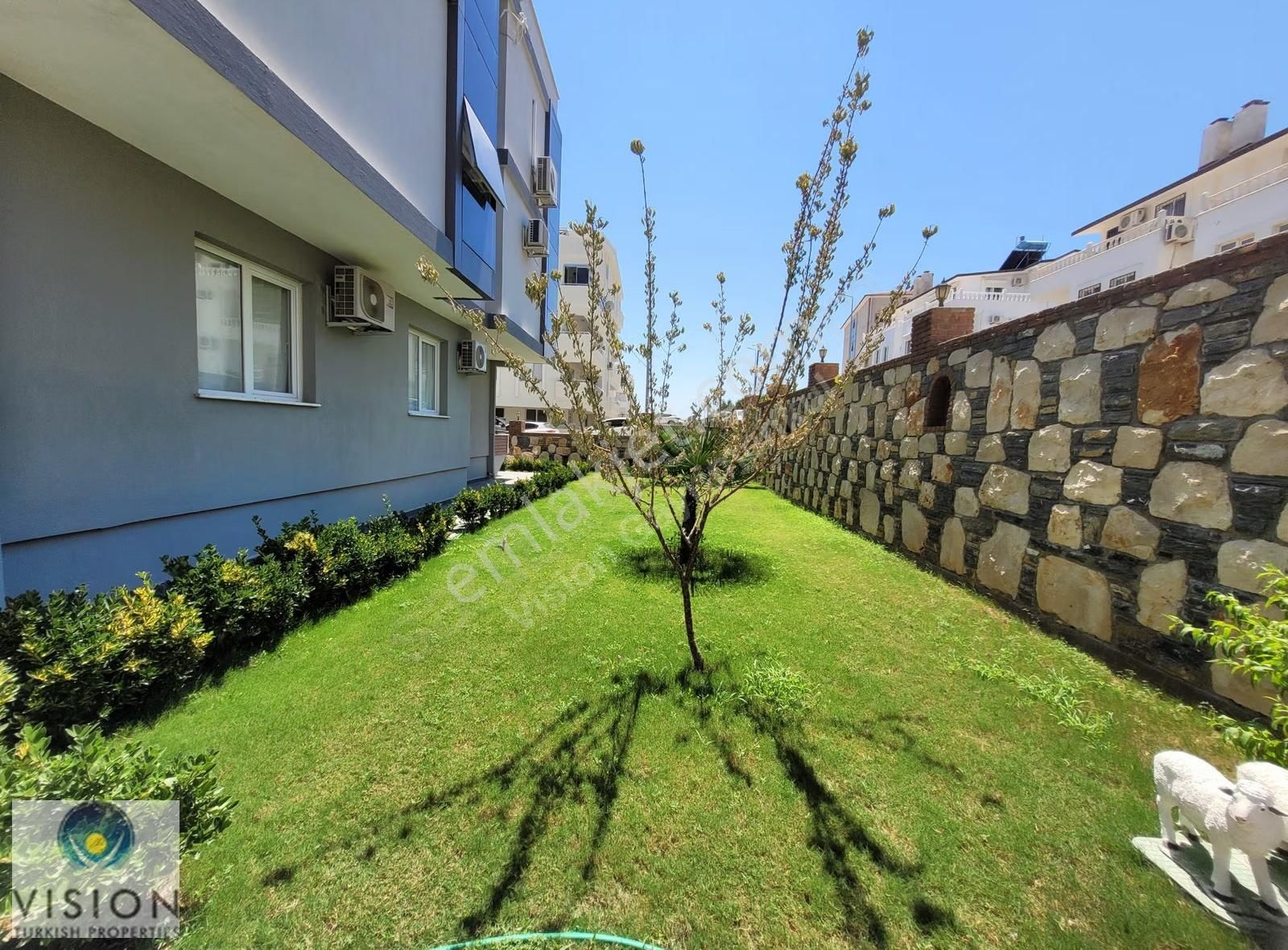 Didim Efelerde Havuzlu Sitede Satılık 1+1 Daire - Görsel 6