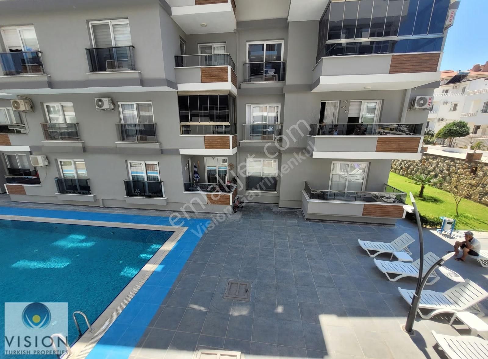 Didim Efelerde Havuzlu Sitede Satılık 1+1 Daire - Görsel 2