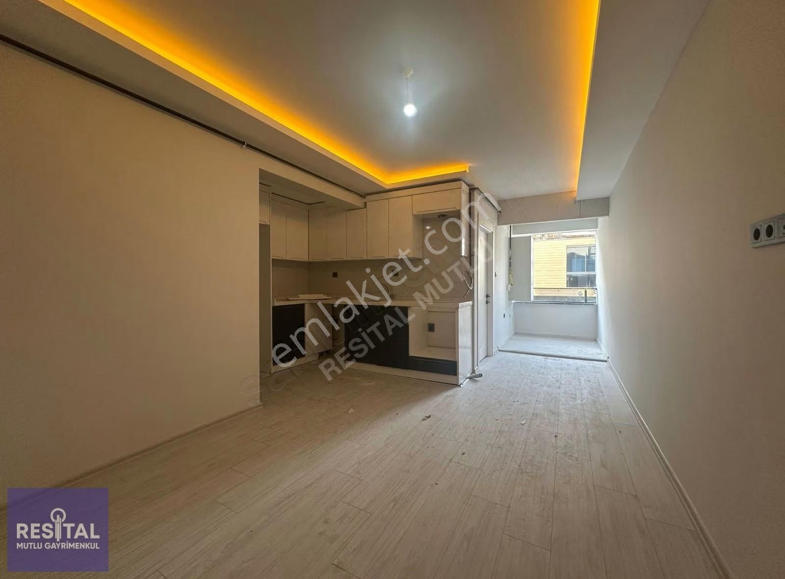 Rs Mutlu Özlüce Köy İçinde Kiralık 1+1 Sıfır Daire - Görsel 5