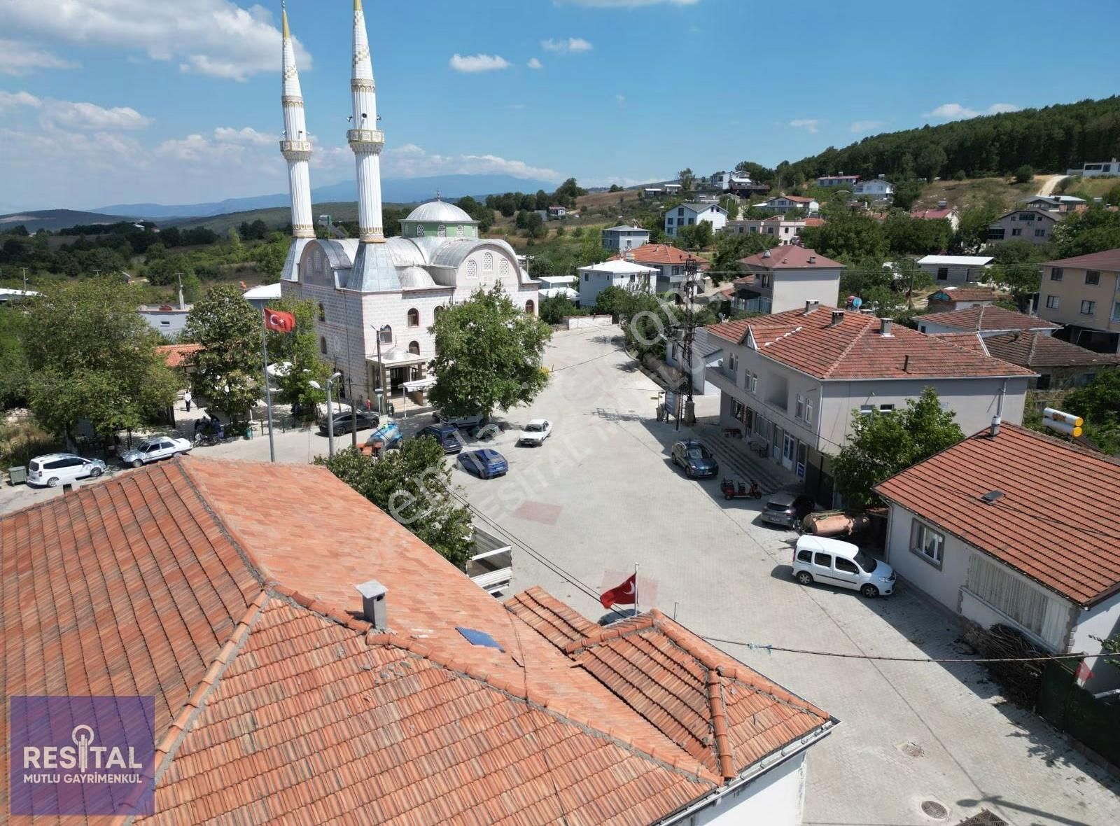 Rs Mutlu Maksempınar Köyiçi Suyu Olan 841 M2 Villa İmarlı Arsa - Görsel 5