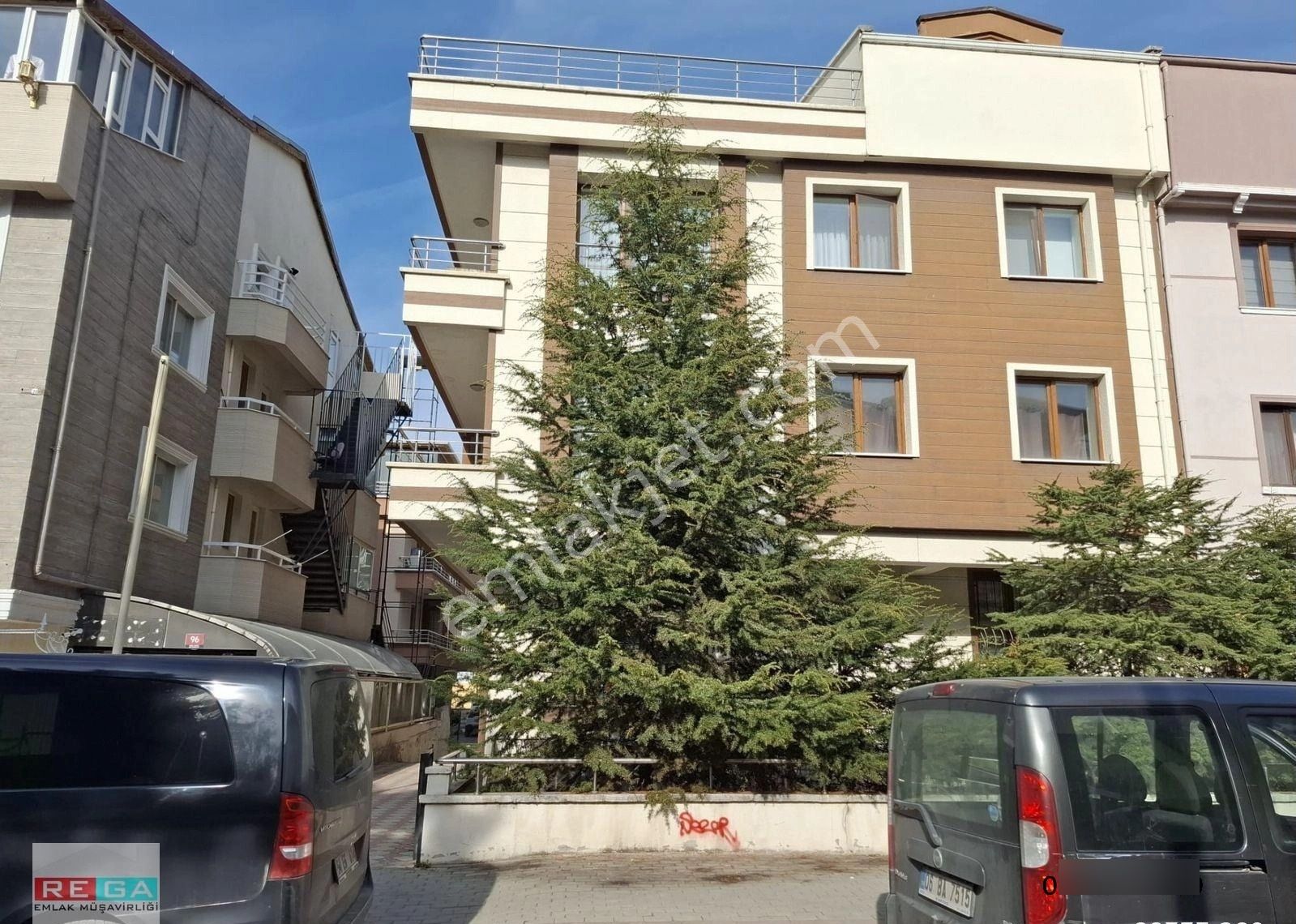 Acil Gazi Mahallesi Şenol Caddesinde Geniş Ferah 3+1 100m2 Yüksek Giriş Dubleks Satılık Daire - Görsel 21