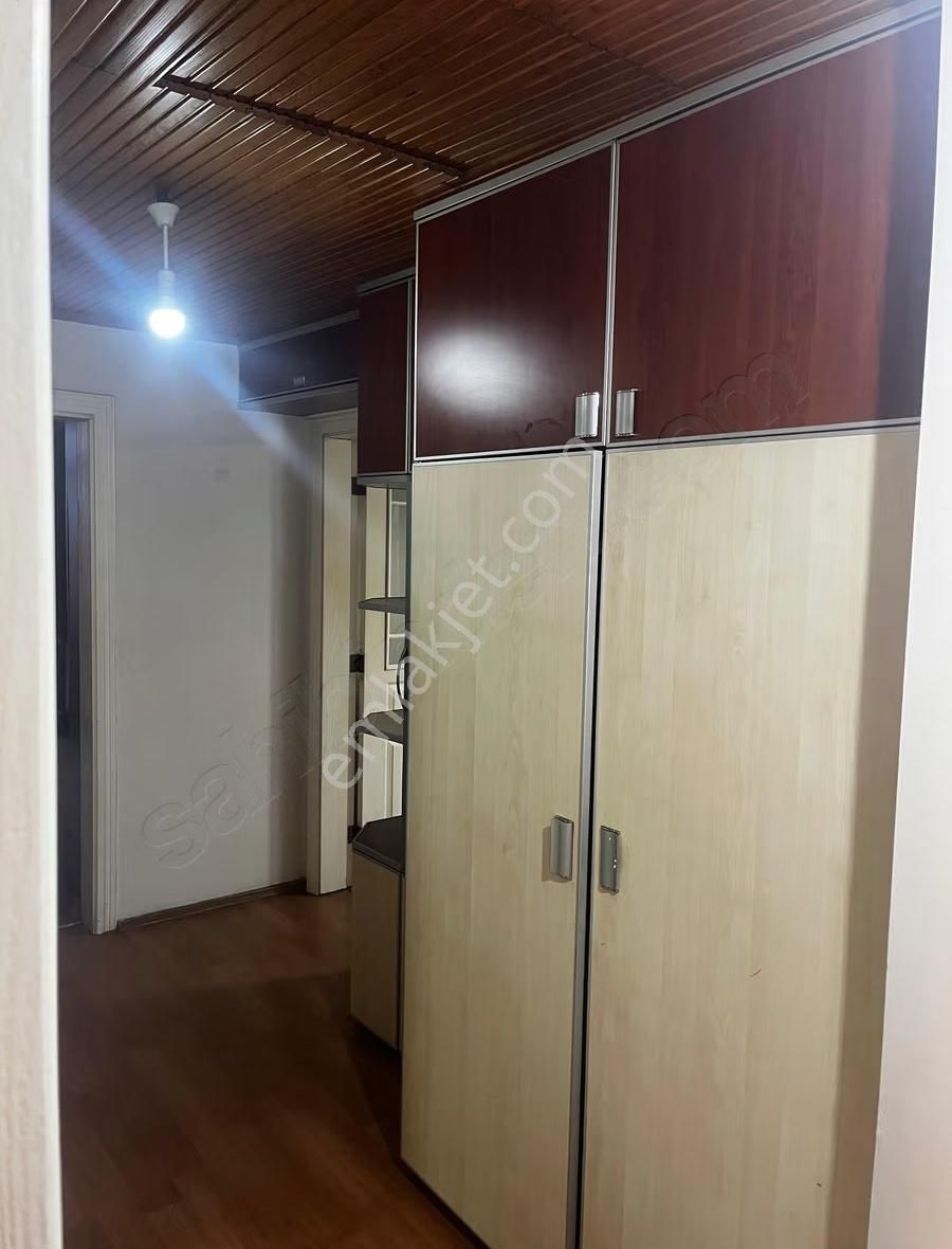 Pendik Esenler'de Ahşap Detaylı Şık Çatı Katı 2+1 Kiralık Daire - Görsel 31