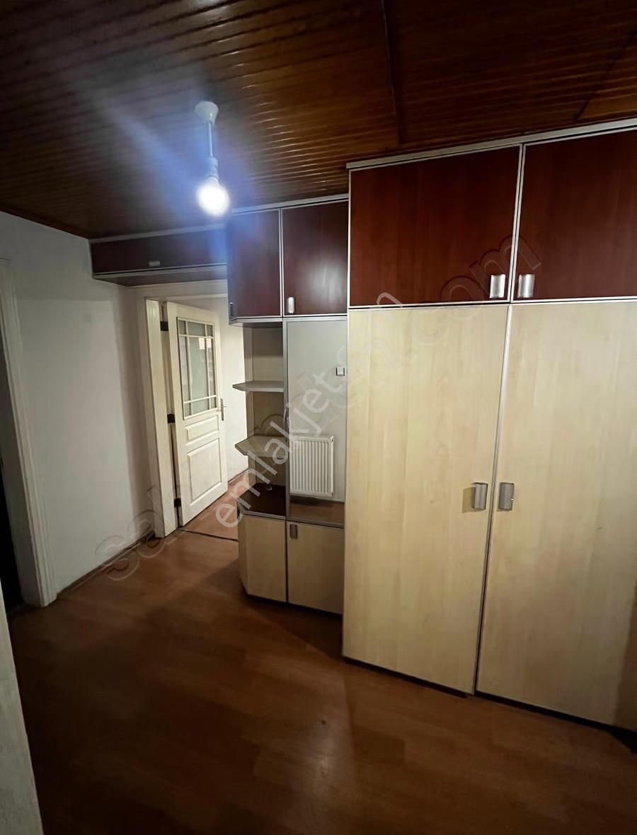 Pendik Esenler'de Ahşap Detaylı Şık Çatı Katı 2+1 Kiralık Daire - Görsel 27