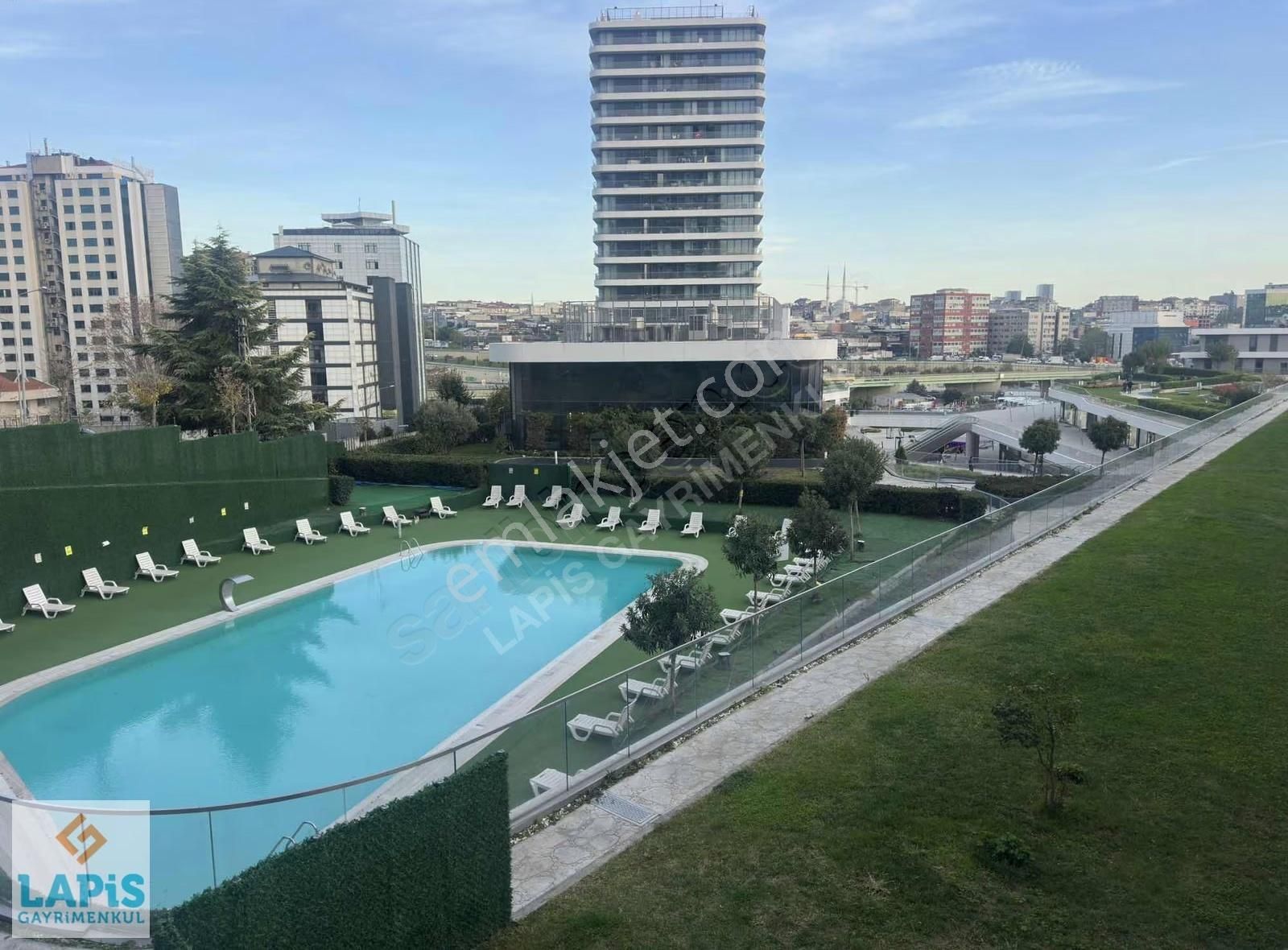 Merter Platform Teraslı Lüks Rezidans Çift Tapu Flex Flat - Görsel 4