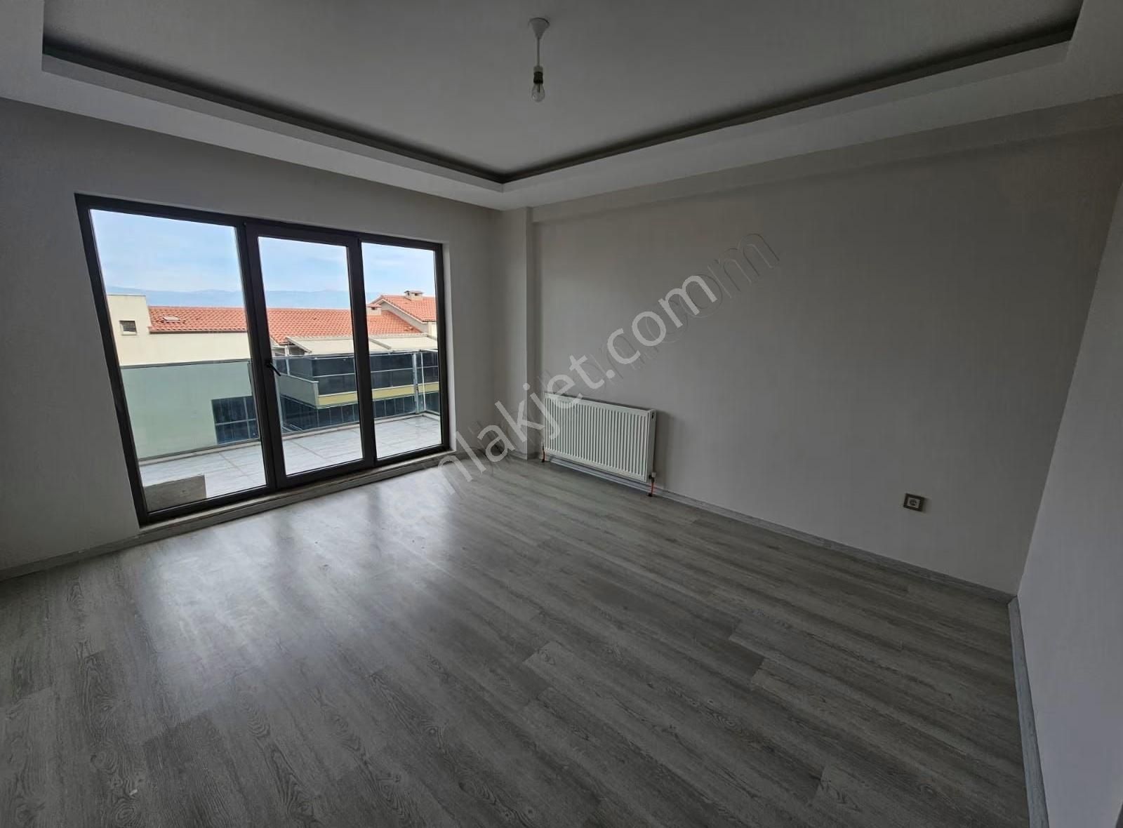 Güzelyalı Burgaz Mah.satılık 5+1 Dublex Daire - Görsel 2