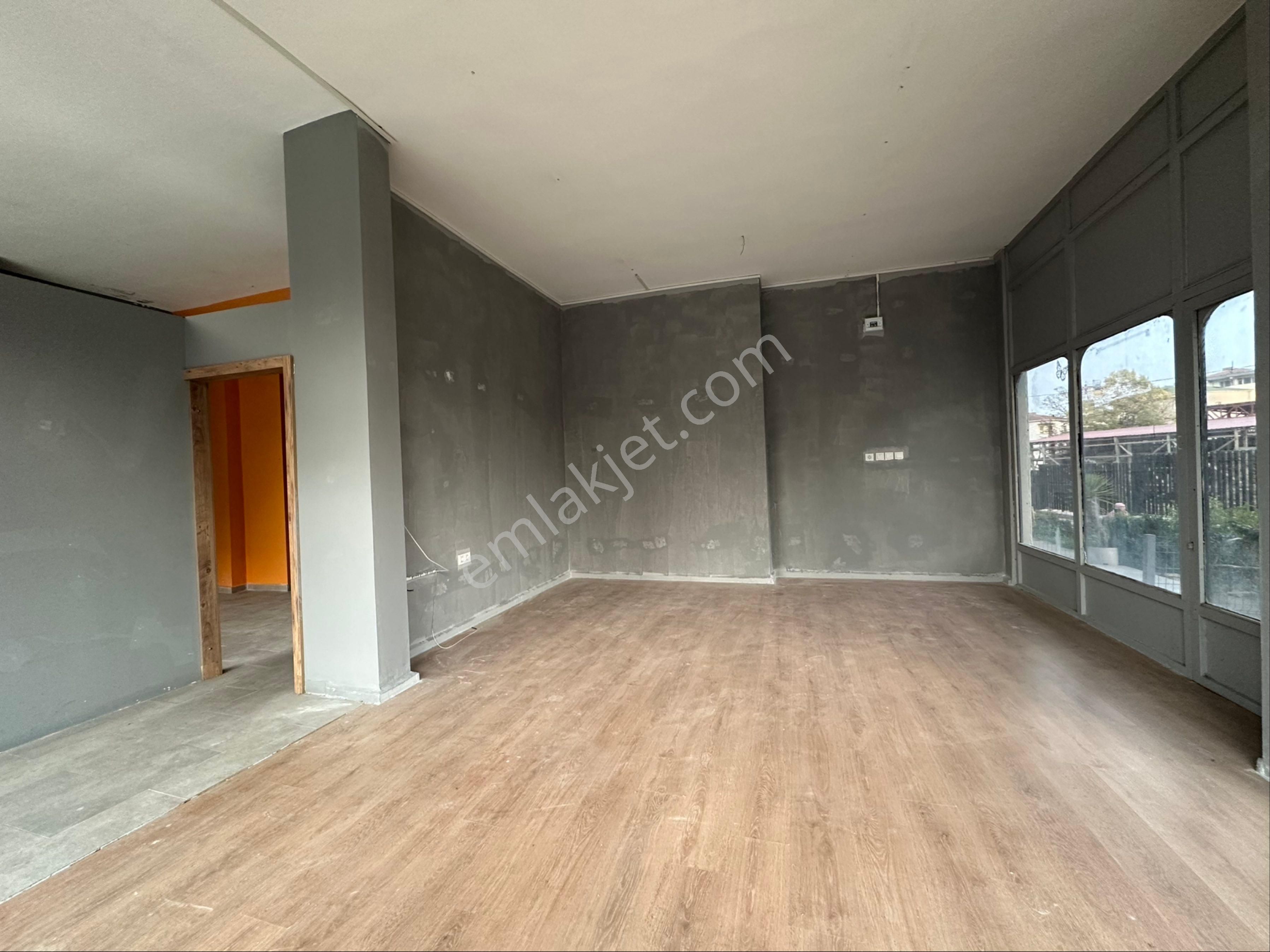 Samandıra Merkezde 150 M2 Kiralık Dükkan - Görsel 19