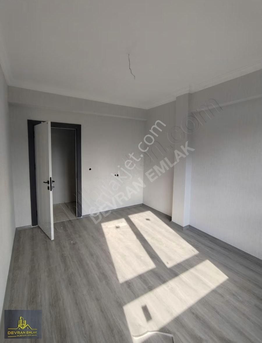 Yaylapınar'da Mükemmel Konumda Satılık 3+1 Ultra Lüks Daire - Görsel 4