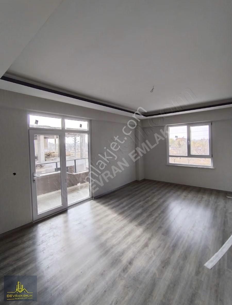 Yaylapınar'da Mükemmel Konumda Satılık 3+1 Ultra Lüks Daire - Görsel 9