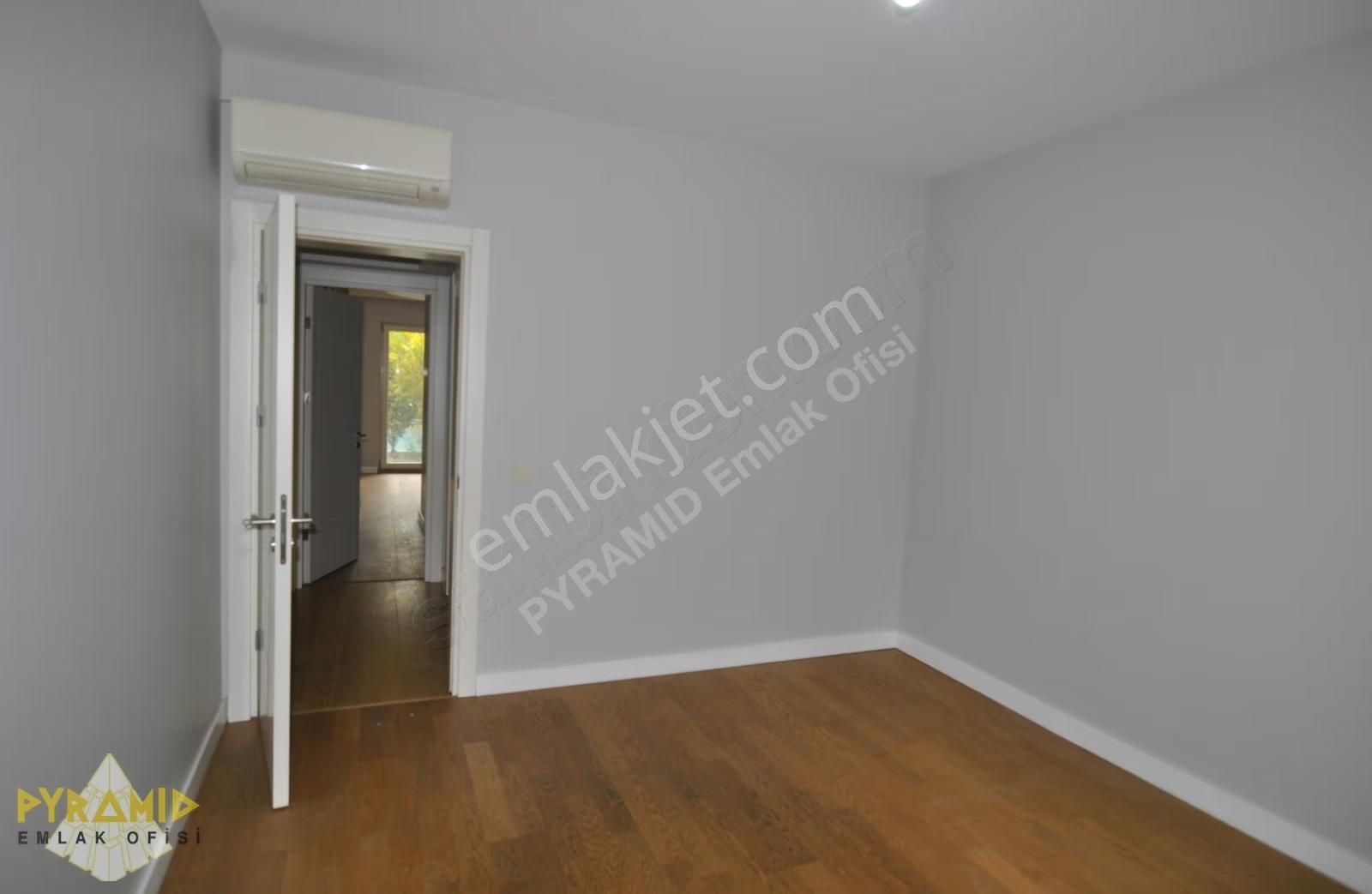 Pyramıd'den Bosphorus City 1.sıra Eşsiz Konumlu 4+1 Yalı Dairesi - Görsel 14