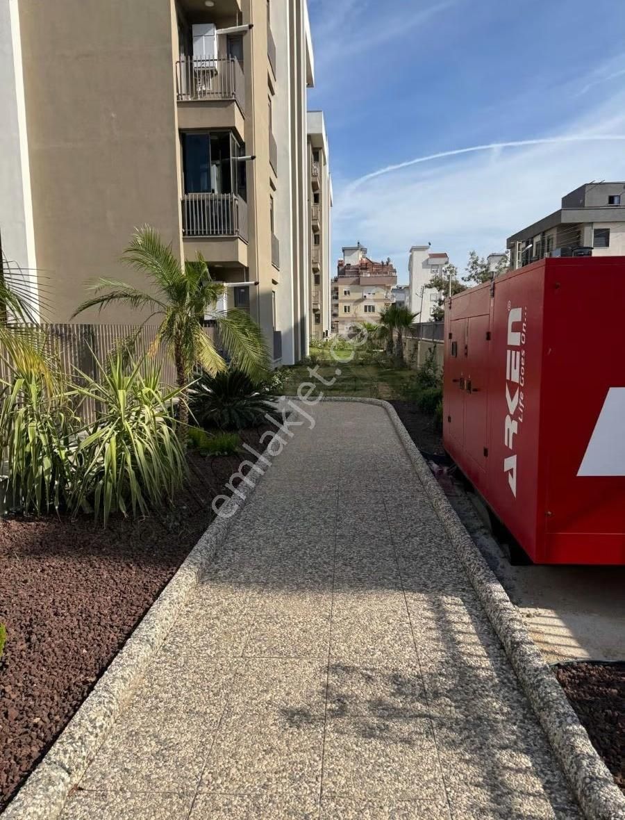 Bahçayaka Mahallesinde Lüx 2+1 Daire - Görsel 12