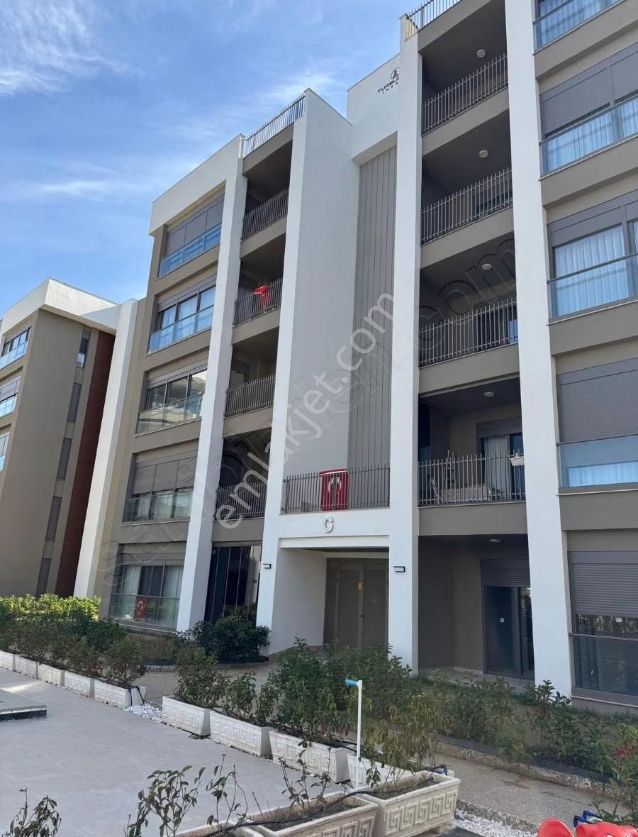 Bahçayaka Mahallesinde Lüx 2+1 Daire - Görsel 7