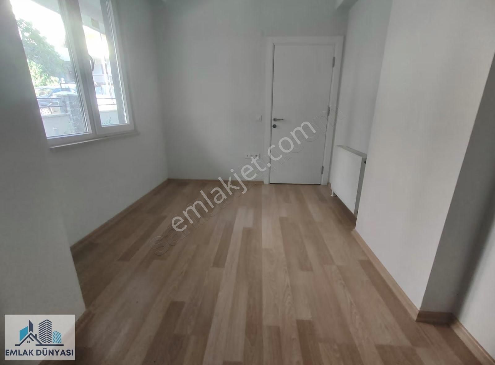 Emlak Dünyasından Altıntepede Satılık 1+1 Bahçe Kullanımlı - Görsel 3