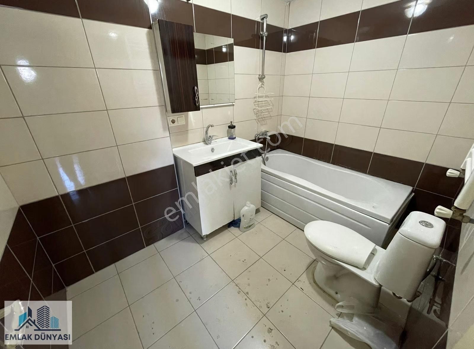 Emlak Dünyasından Satılık Aydınevlerde 3+1 Uygun Fiyatlı Daire - Görsel 4