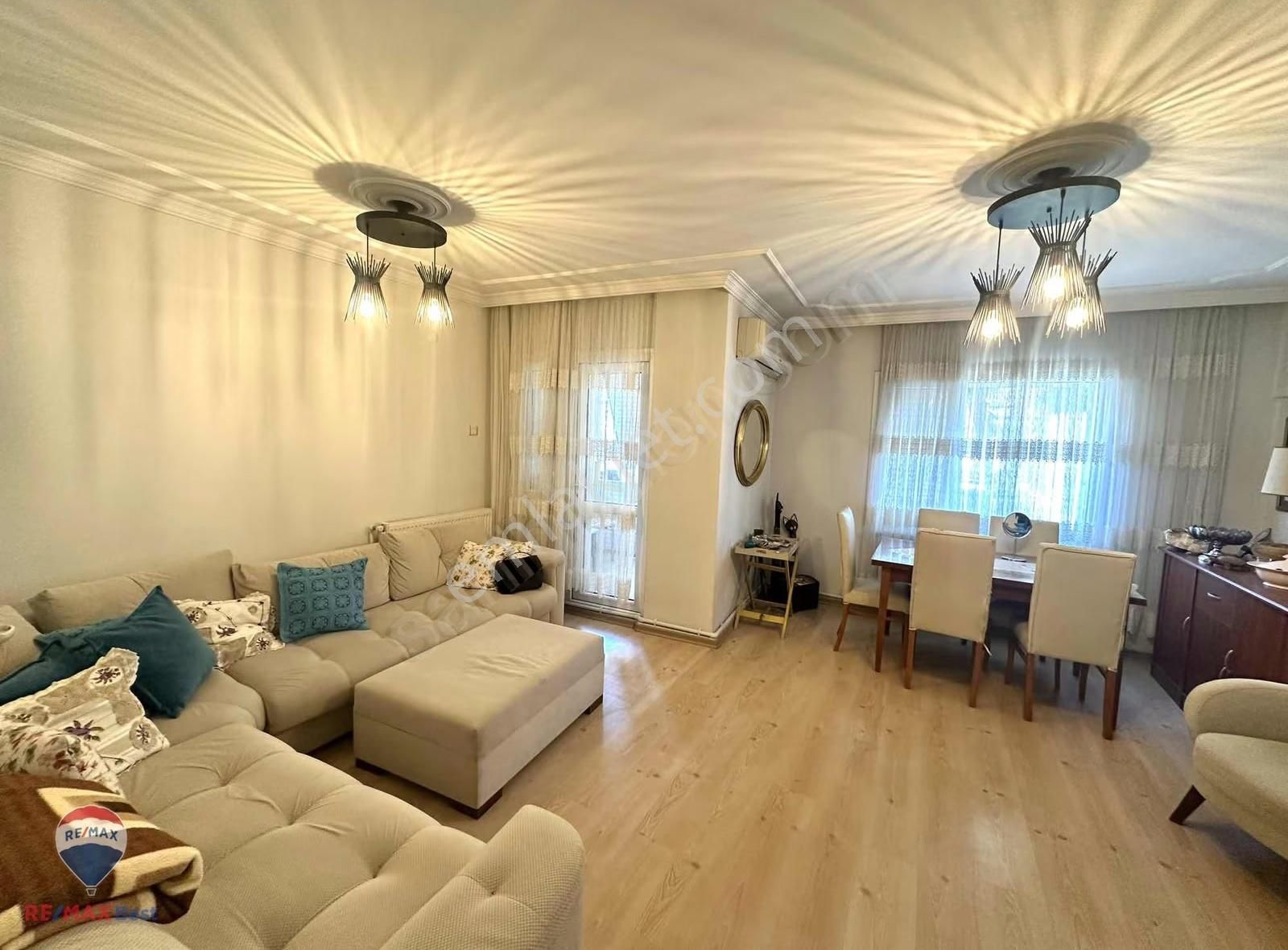 Karşıyaka Merkezde Bahriye Üçok Mah. Tadilatlı 3+1 Satılık Daire - Görsel 18