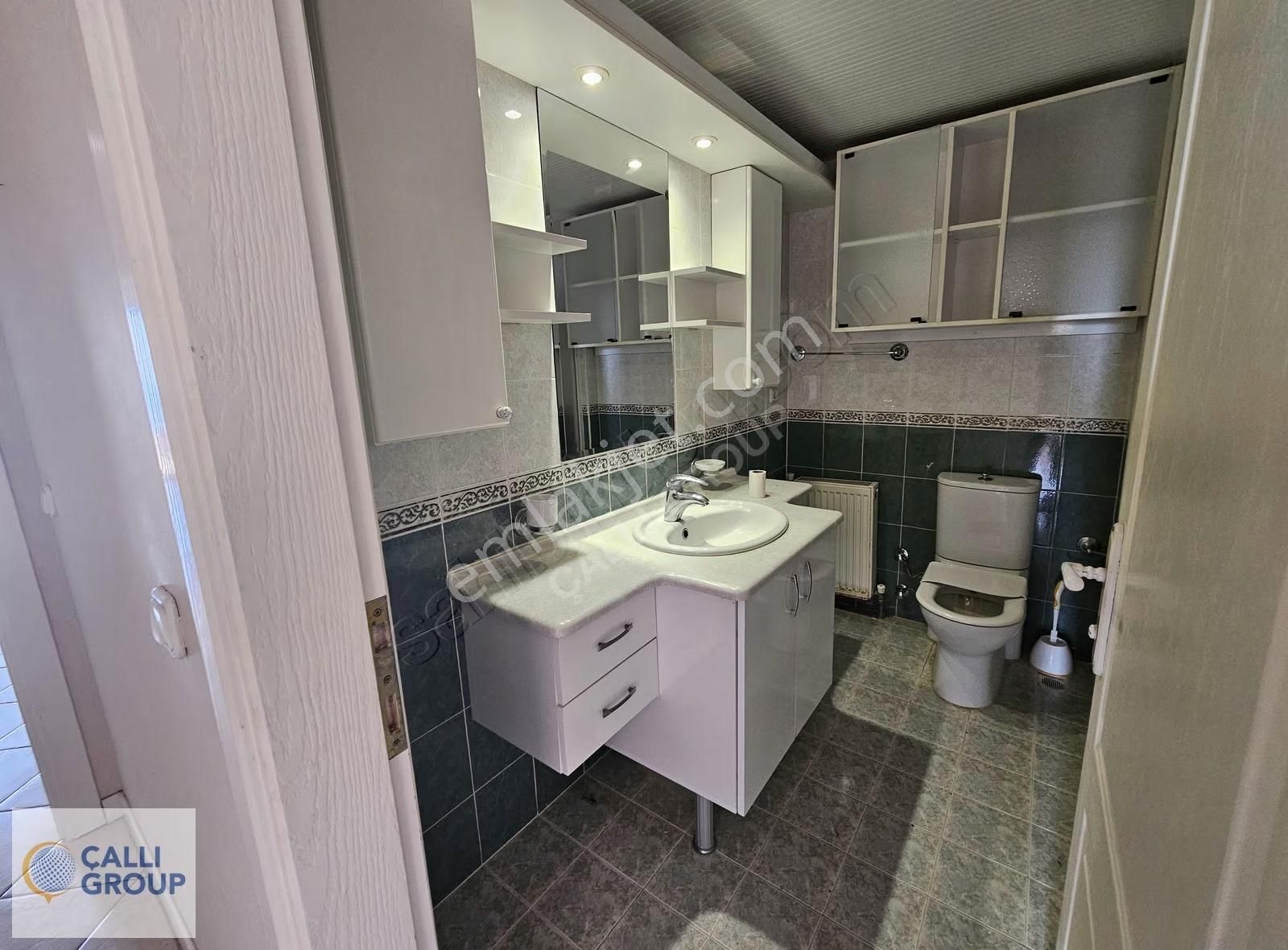 Kuşadası Merkezde Kiralık Deniz Manzaralı 3+1 Daire - Görsel 26