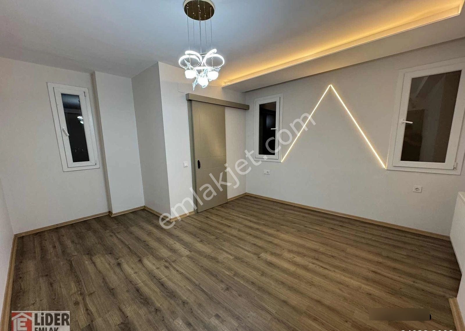 Lider'den Az Katlı Dublex Teraslı Özel İşçilikli 3 Banyolu 5+1 - Görsel 11