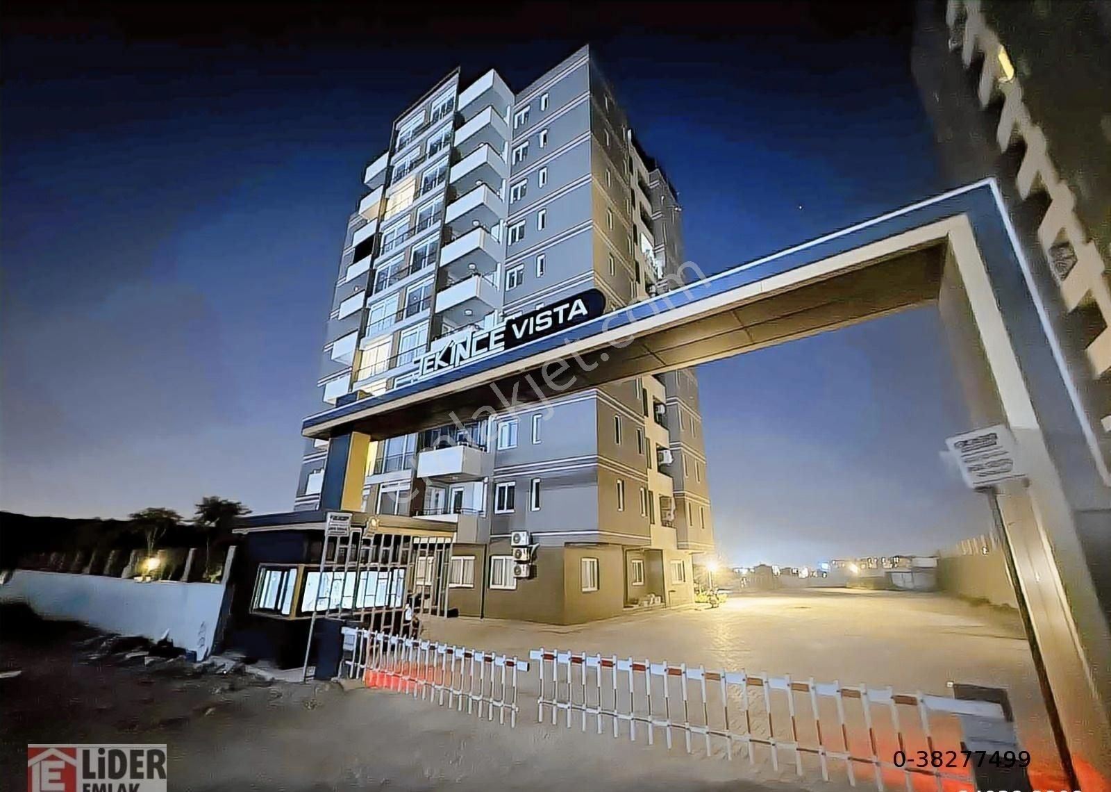 Lider'den Az Katlı Dublex Teraslı Özel İşçilikli 3 Banyolu 5+1