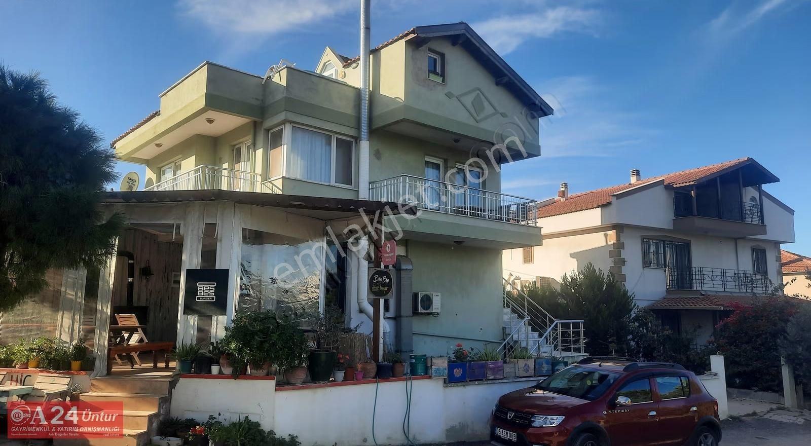 Urla Kalabak'ta Satılık İki Daireli Ve Bir Dükkanlı 276m2 Arsada - Görsel 11