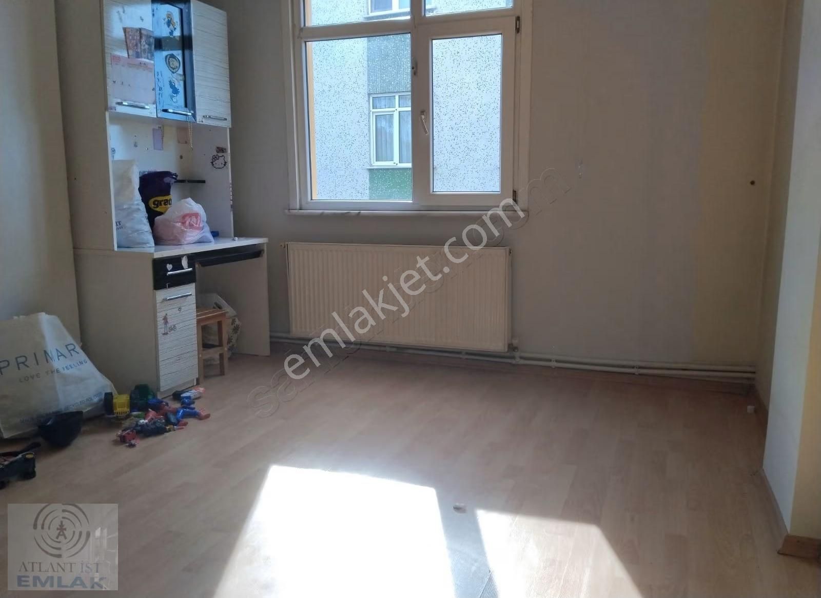Kayışdağı Son Durakta 2.kat 2+1 100m2 Balkonlu Bakımlı Daire - Görsel 15
