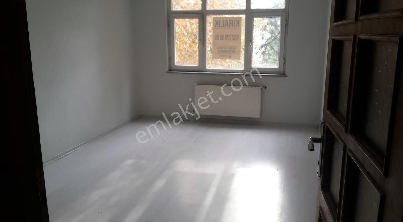 Meriç Çayrak'tan Eğitim Fakültesi Yanıbaşında Kiralık Daireler - Görsel 12