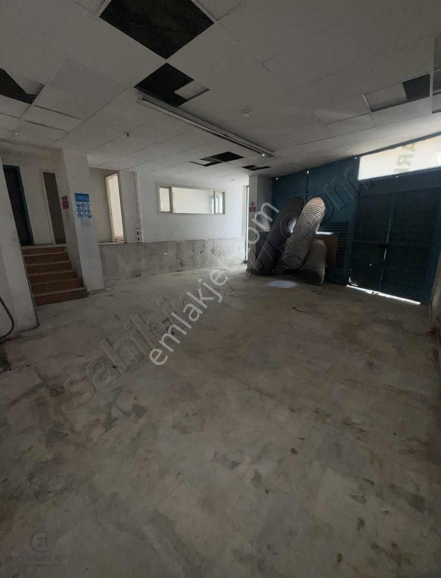 Ankara Gölbaşı Şafak Mah. Köşe Konum Geniş Cepheli Dükkan - Görsel 26