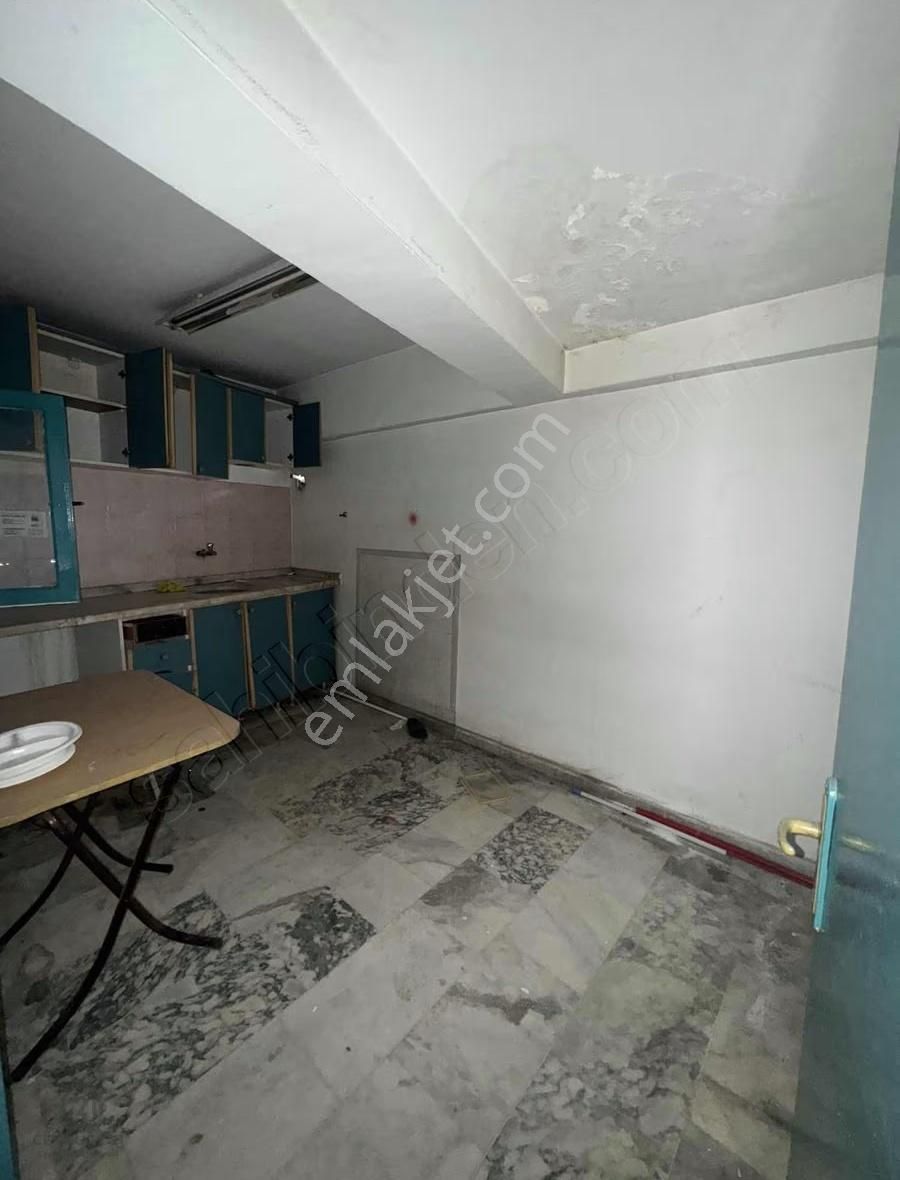 Ankara Gölbaşı Şafak Mah. Köşe Konum Geniş Cepheli Dükkan - Görsel 10