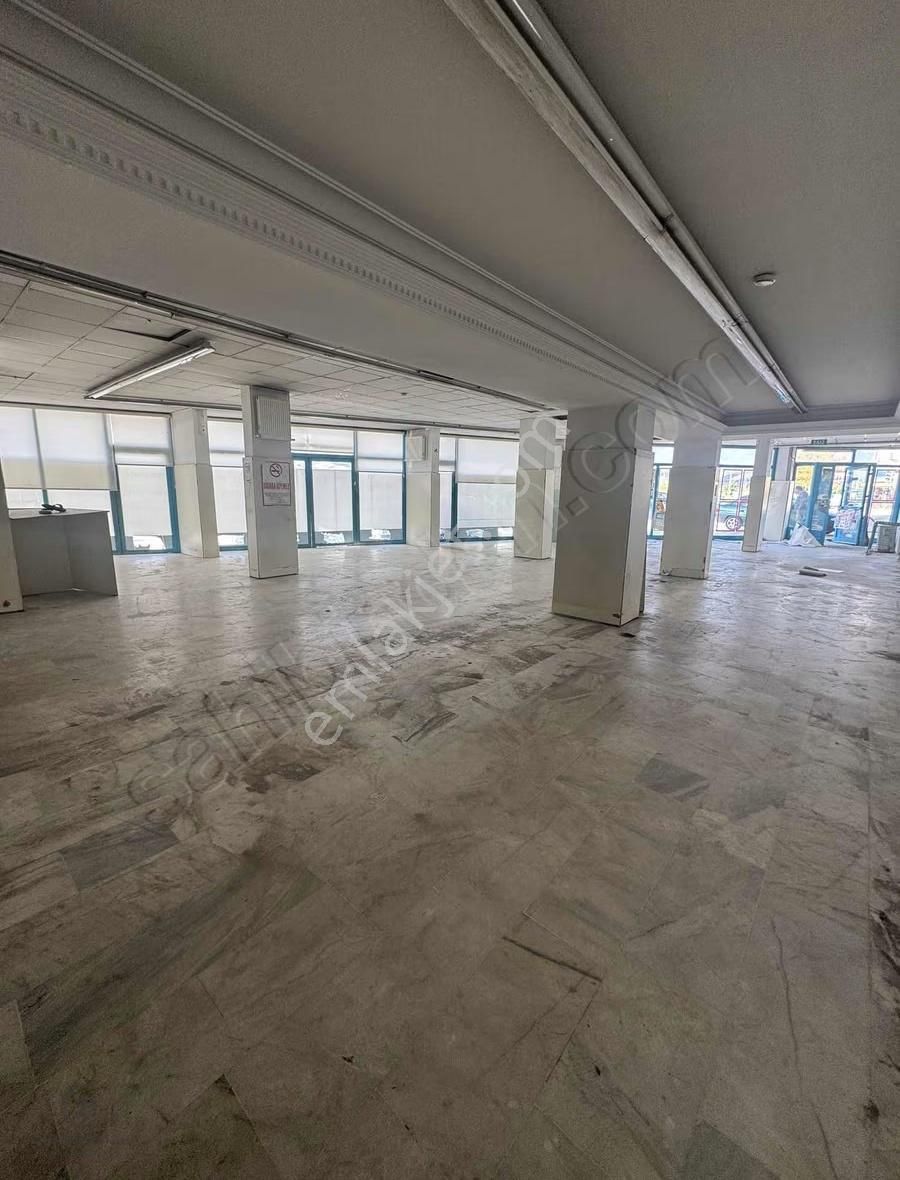 Ankara Gölbaşı Şafak Mah. Köşe Konum Geniş Cepheli Dükkan - Görsel 17