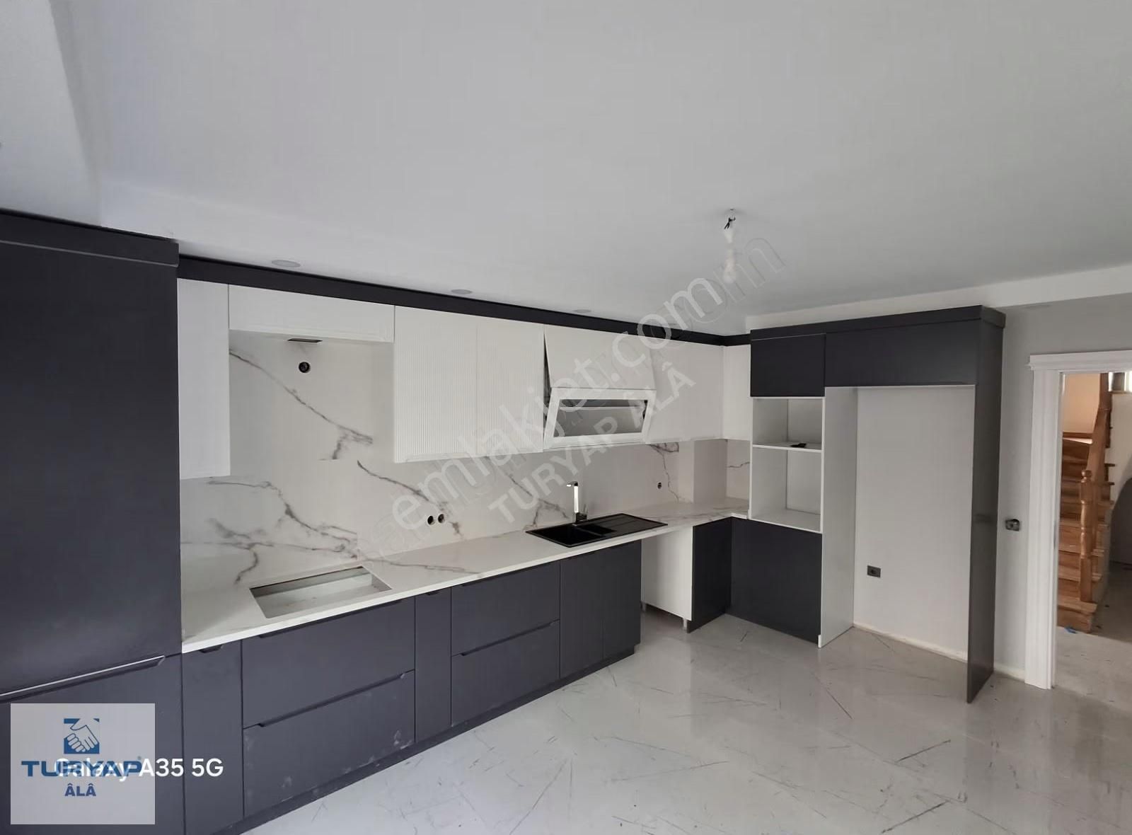 Turyap Alâ Ahmet Erdoğan'dan Silivri Selimpaşa Da Lüks Villâ - Görsel 13