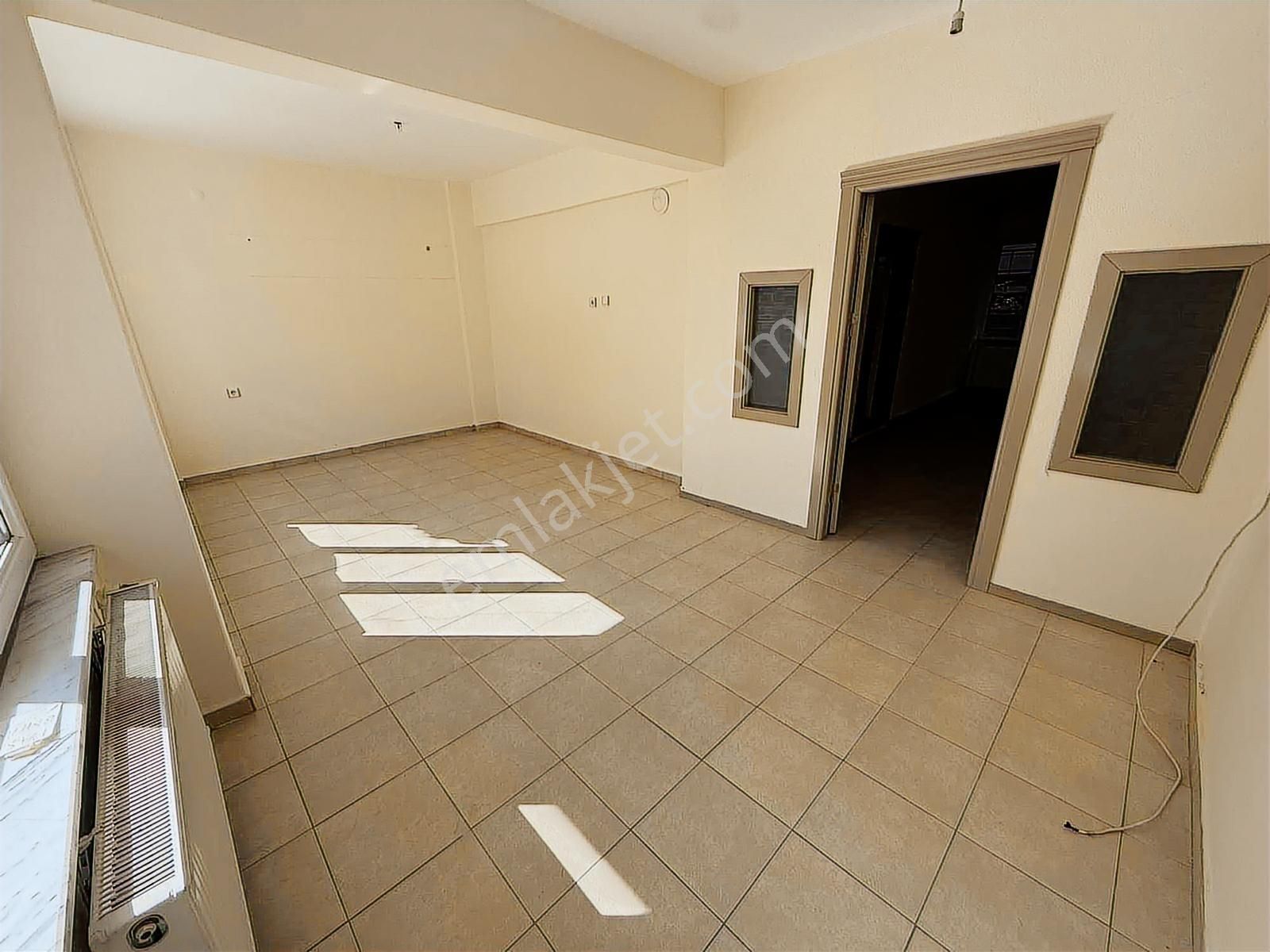 Ali Hikmet Paşa İlkokulu Yakını 100 M2 3+1 Kiralık Daire - Görsel 3