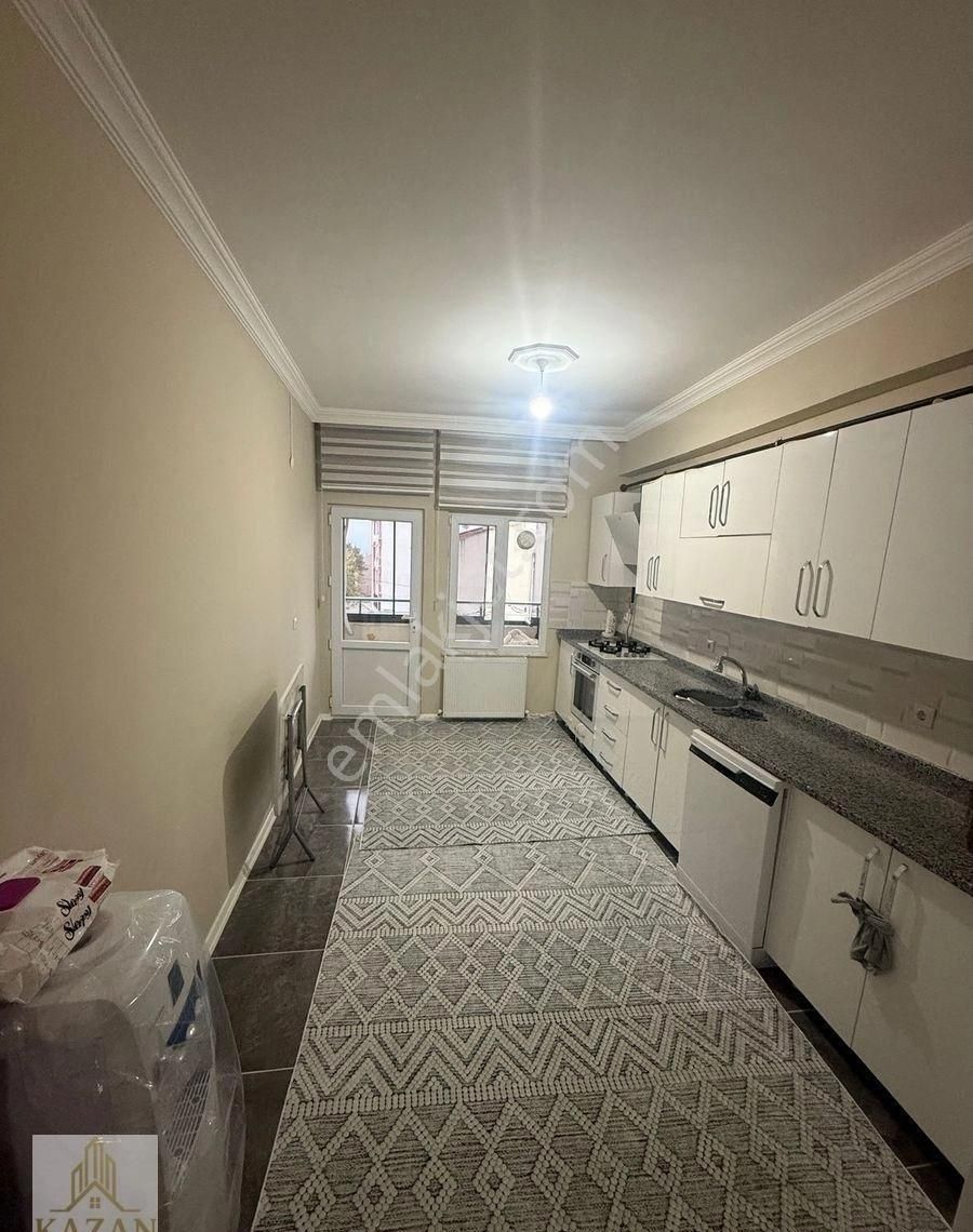 Kazan Emlaktan Zafer Mahallesinde Çift Balkonlu Ebeveyn Banyolu Geniş 2+1 Daire - Görsel 8