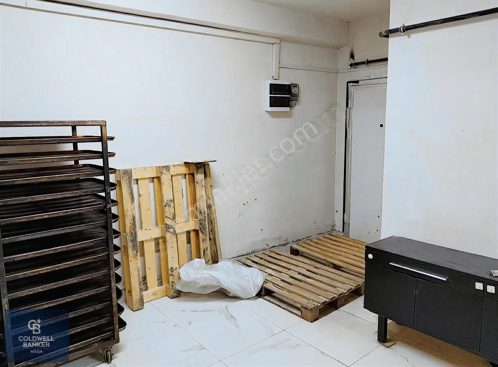 Arnavutköy Karlıbayır Merkez İşlek Lokasyonda Kiralık Dükkanlar - Görsel 2